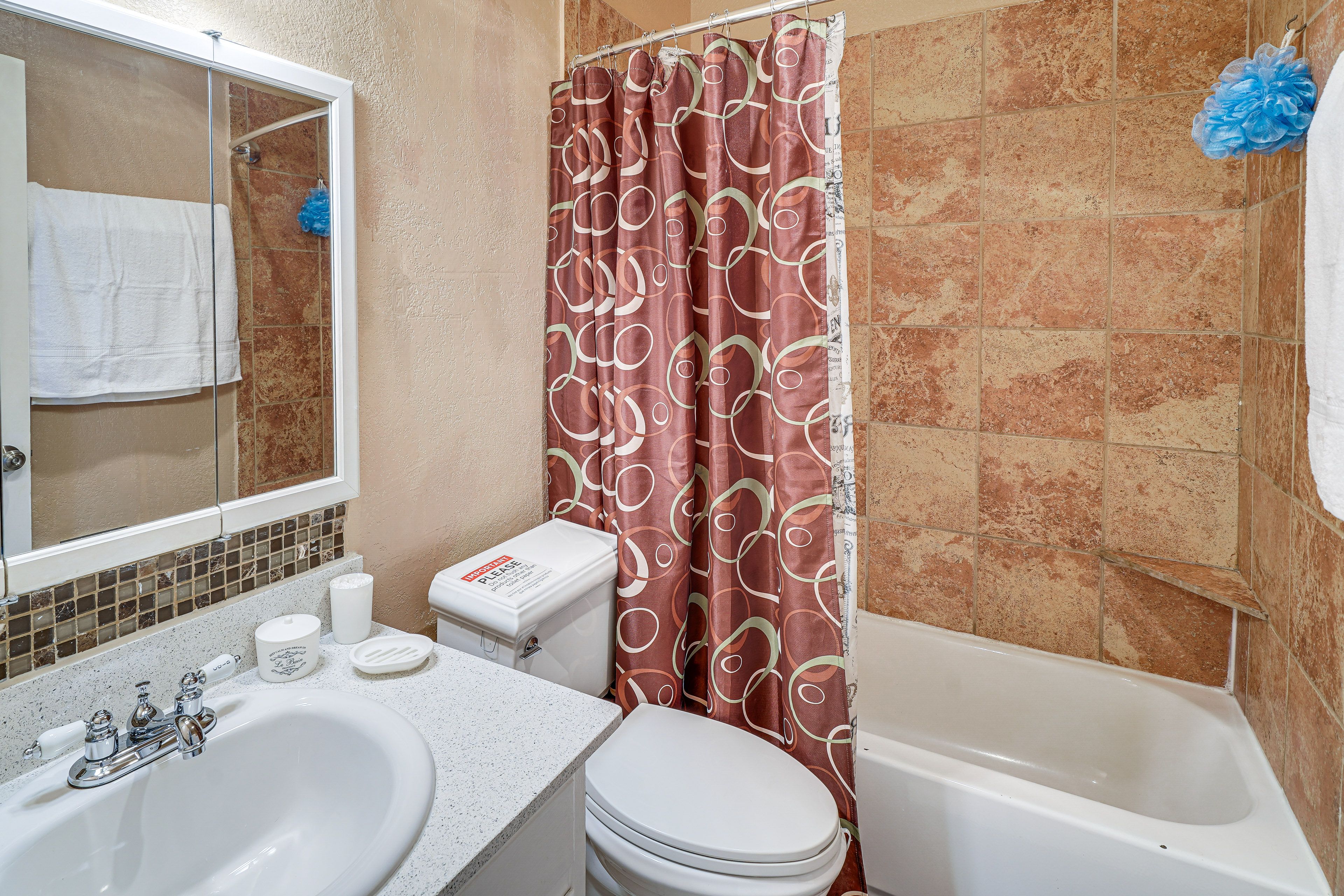 Full Bathroom