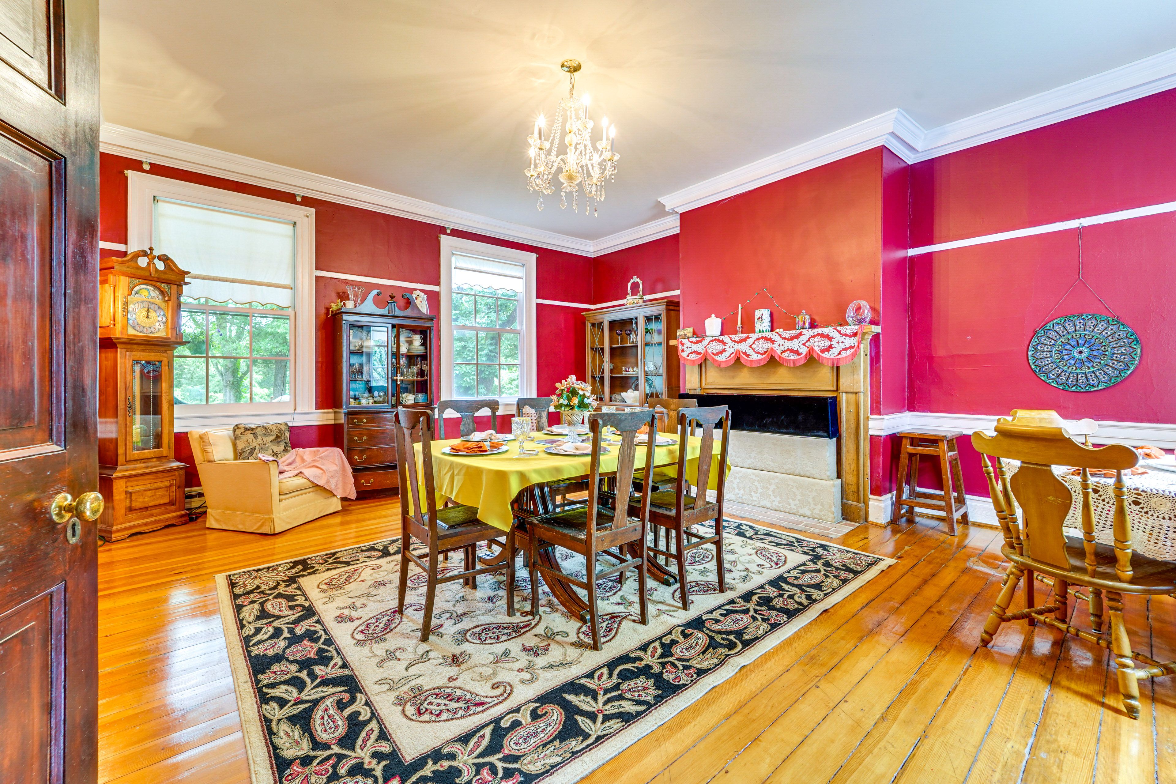 Dining Room | 1st Floor | Dishware/Flatware
