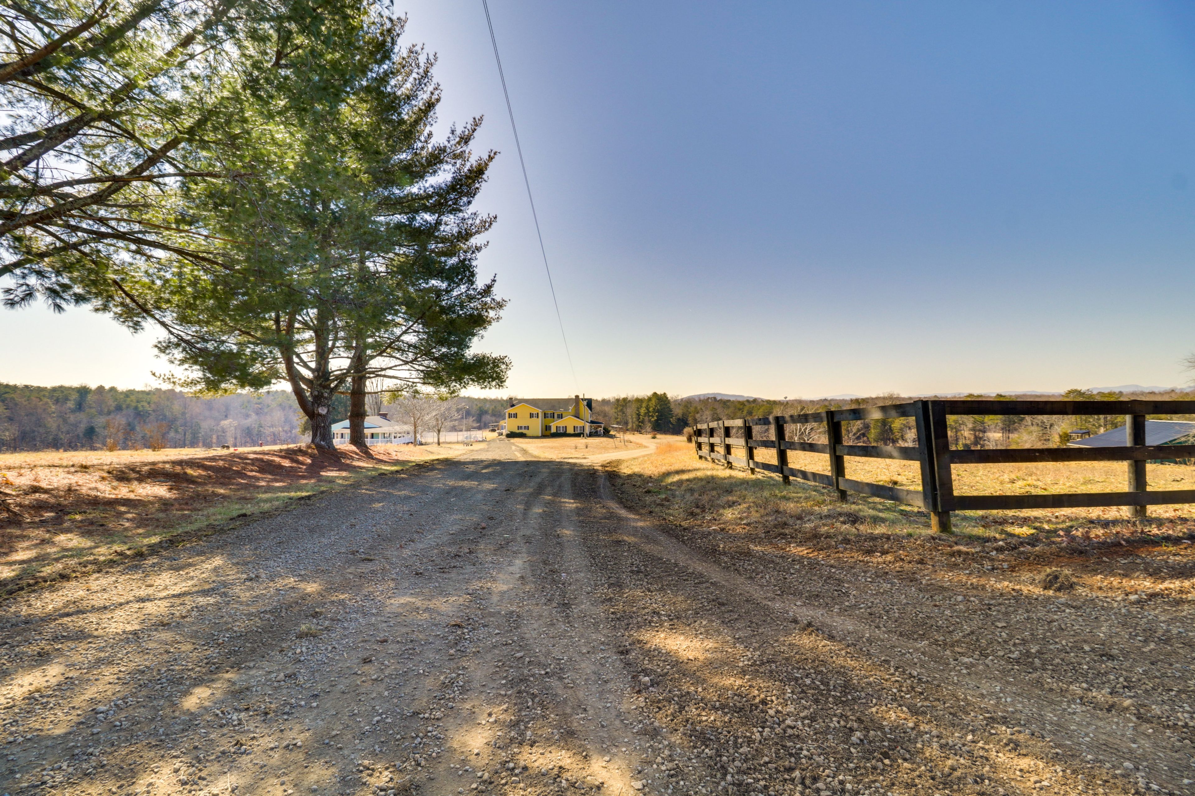 Property Exterior | Driveway Parking (2 Vehicles) | RV/Trailer Parking Allowed