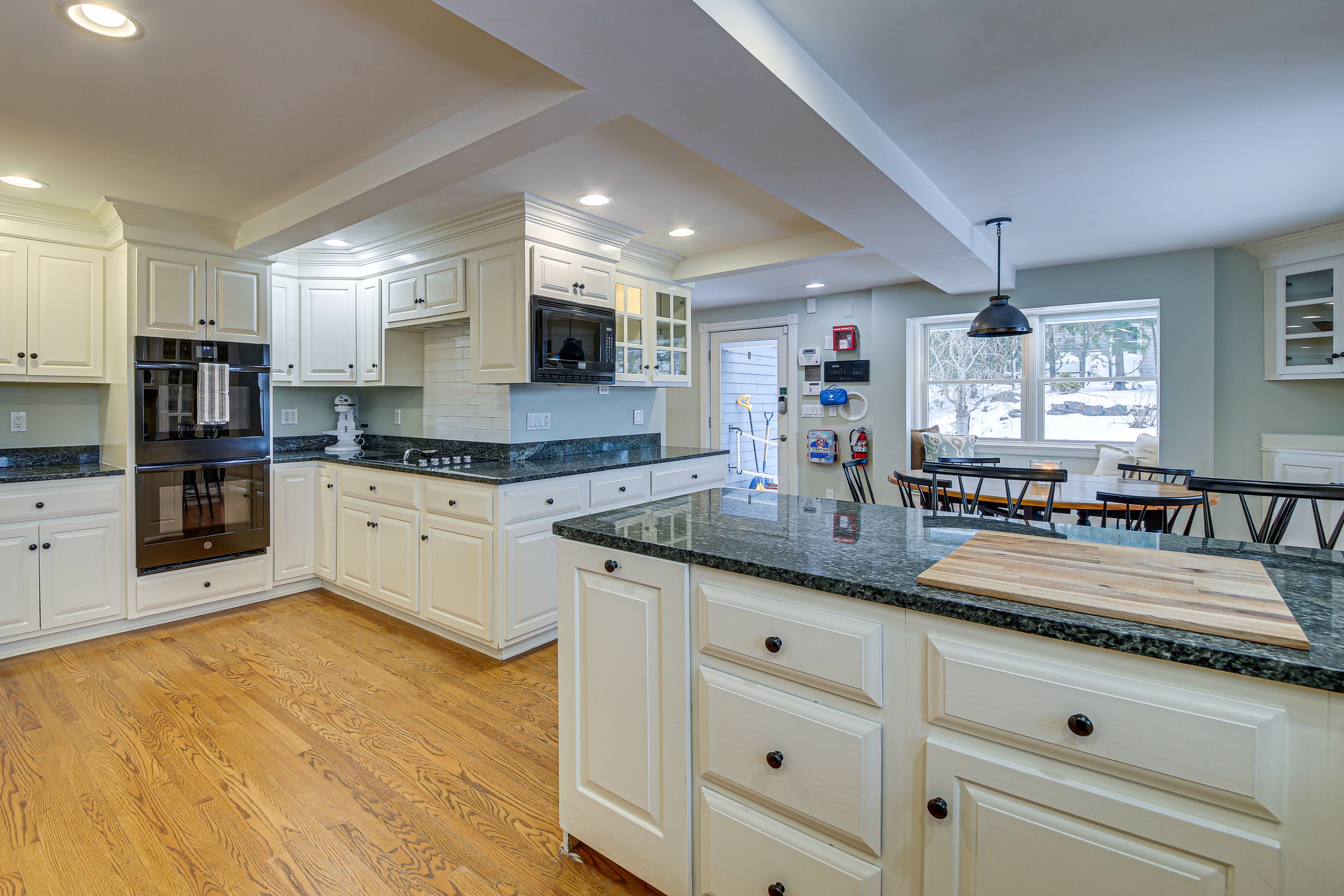 Fully Equipped Kitchen | 1st Floor
