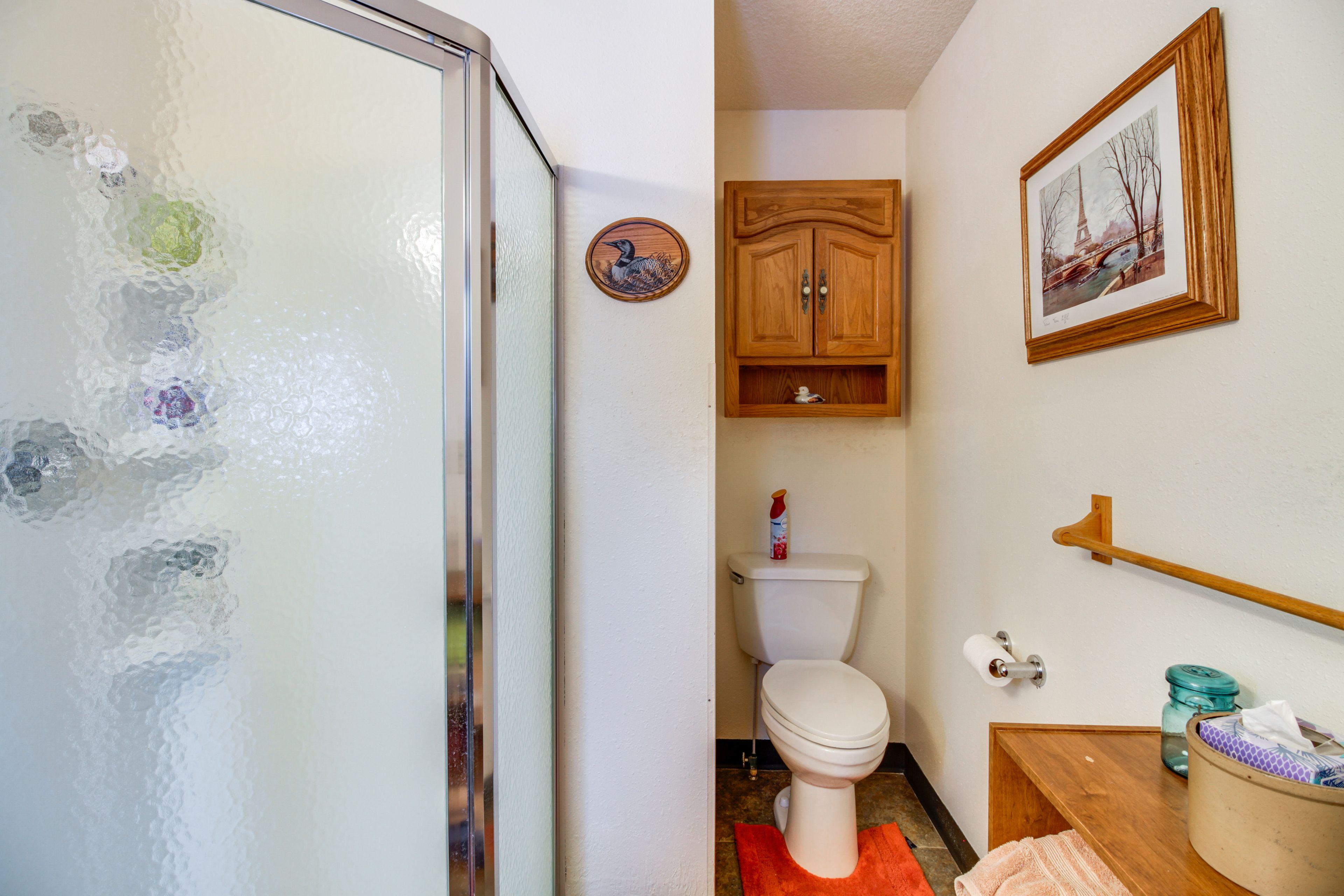 Full Bathroom | 1st Floor