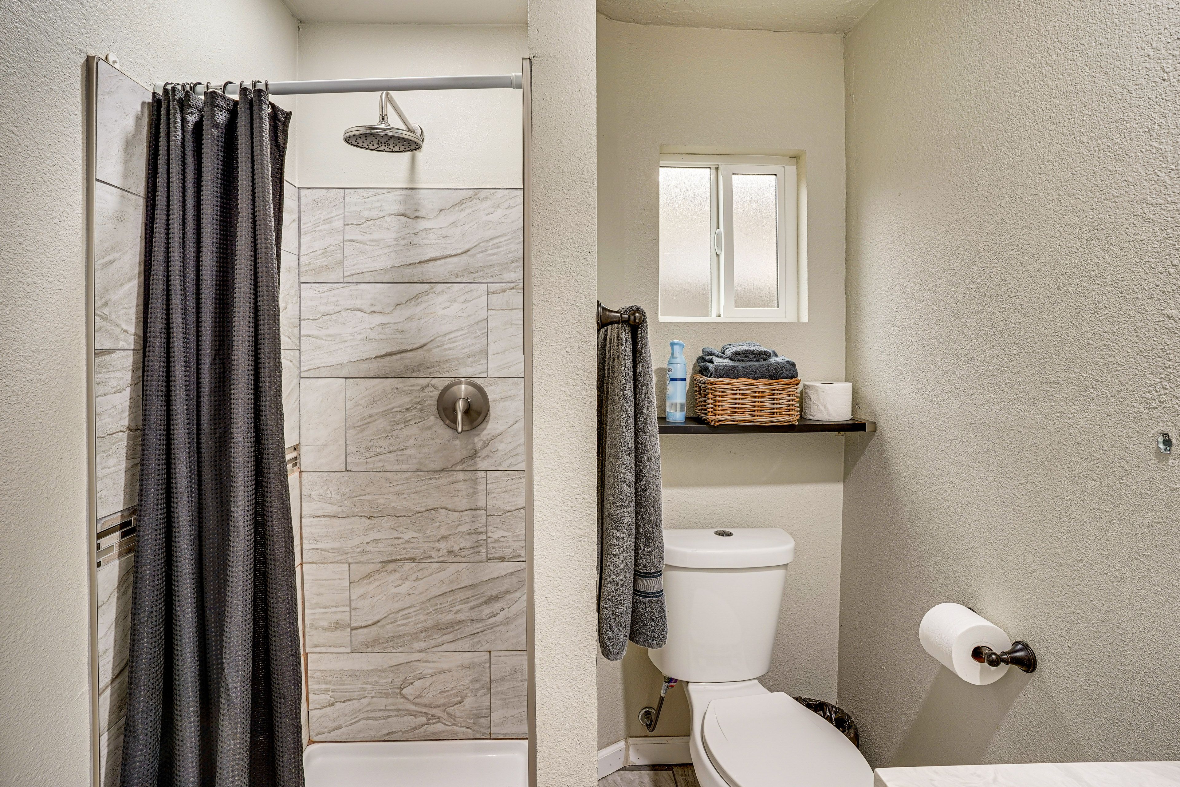 Bathroom | Towels Provided