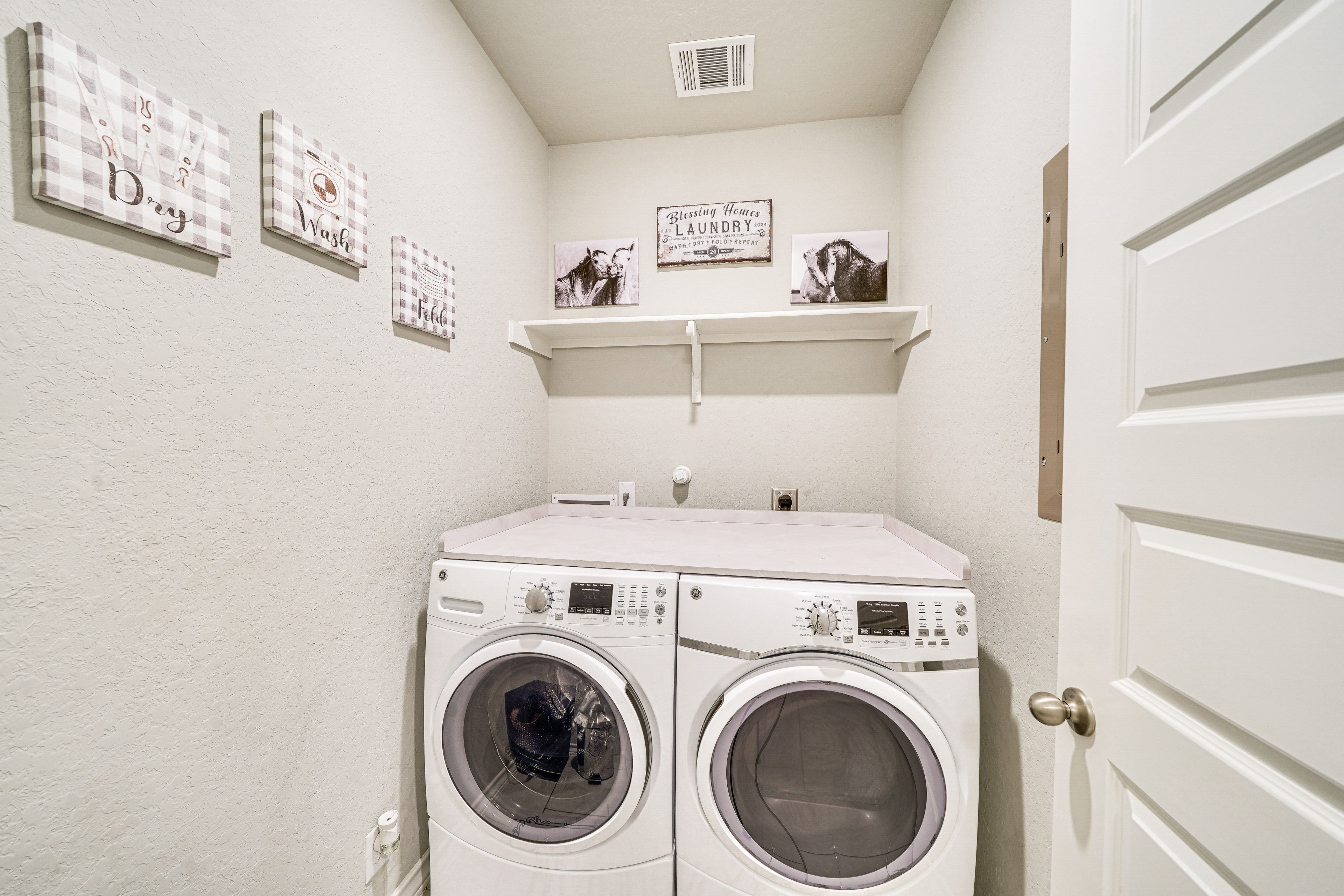 Washer & Dryer