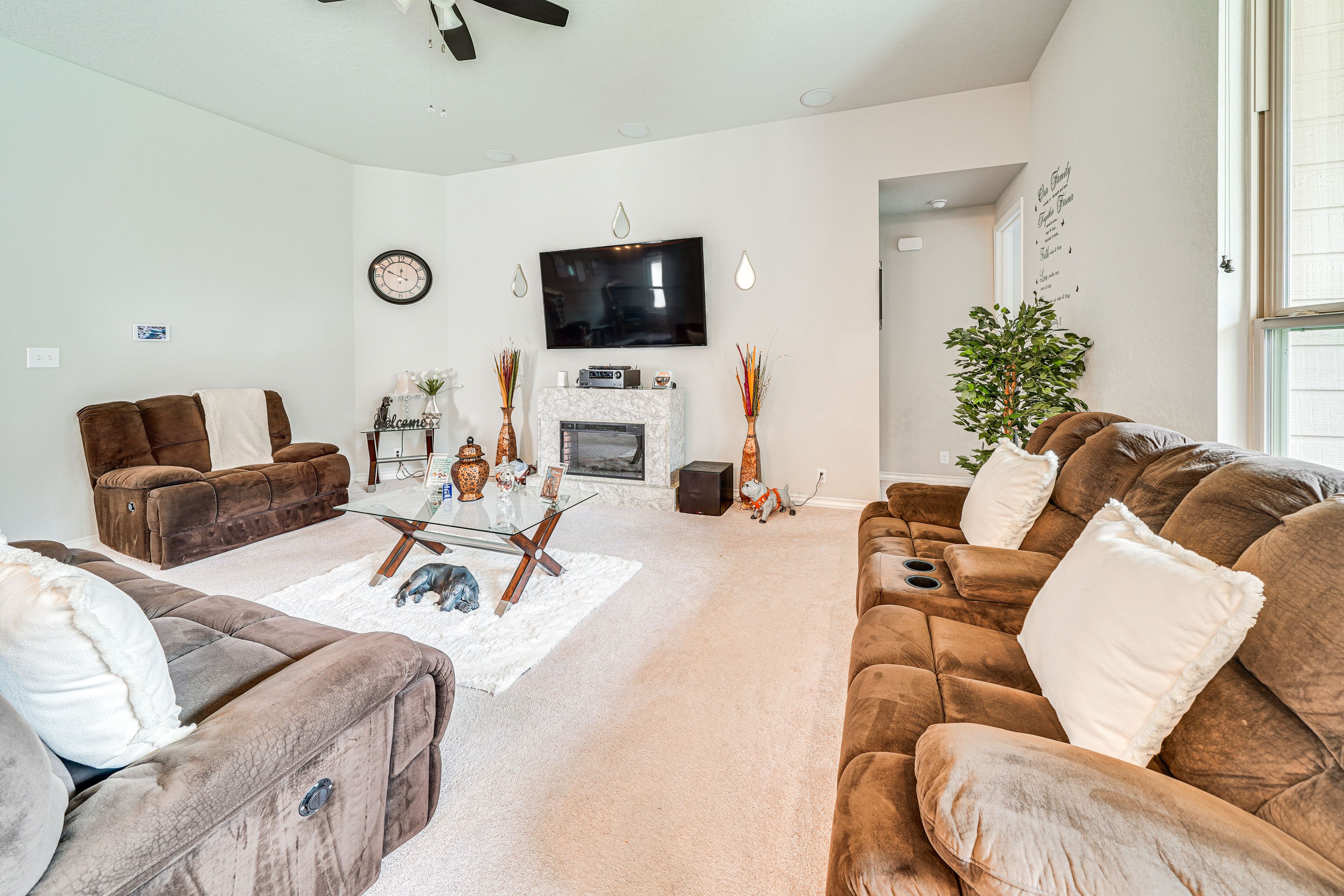 Living Room | Central A/C | Electric Heating | Flat-Screen TV | Fireplace