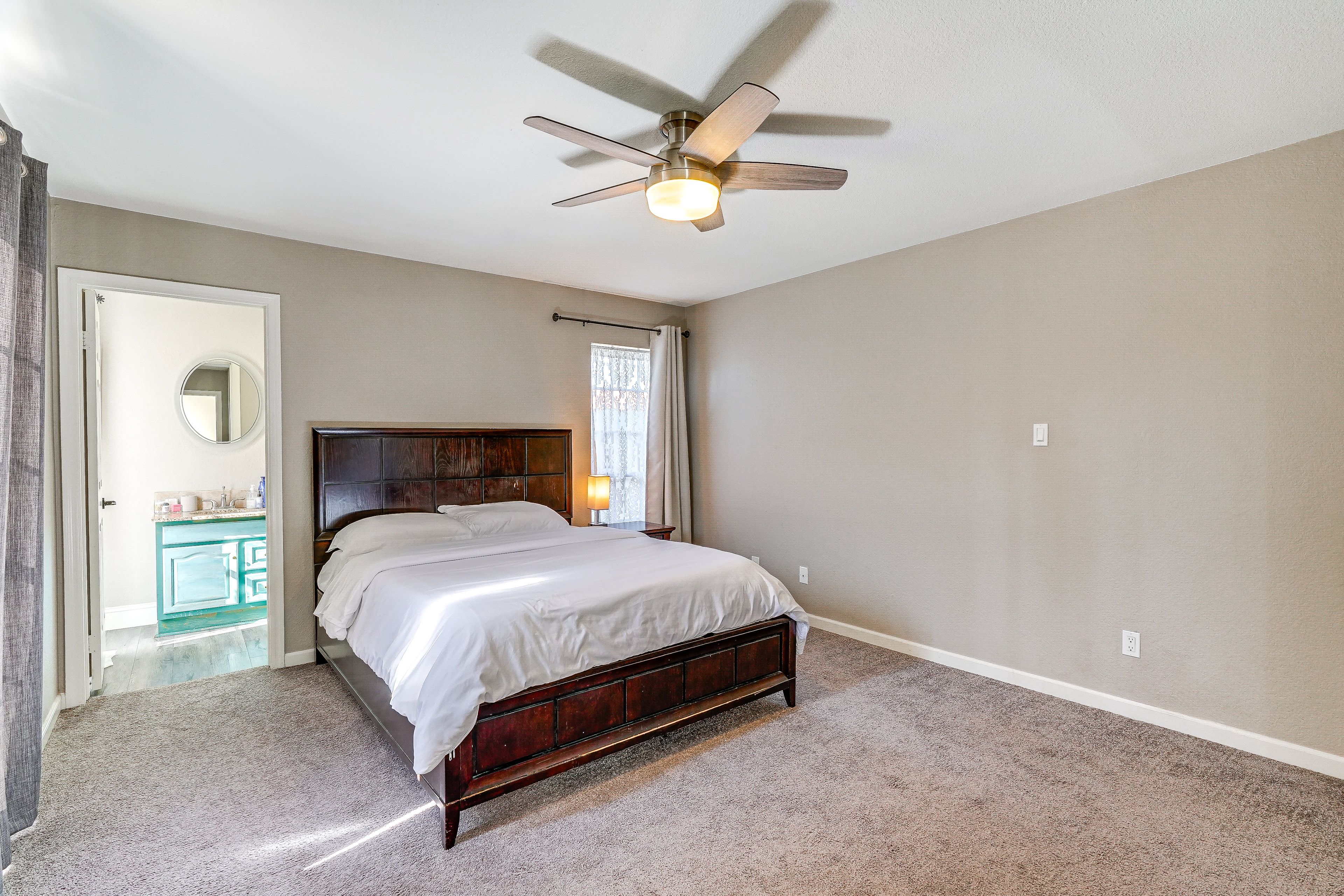 Bedroom 4 | Queen Bed | En-Suite Bathroom
