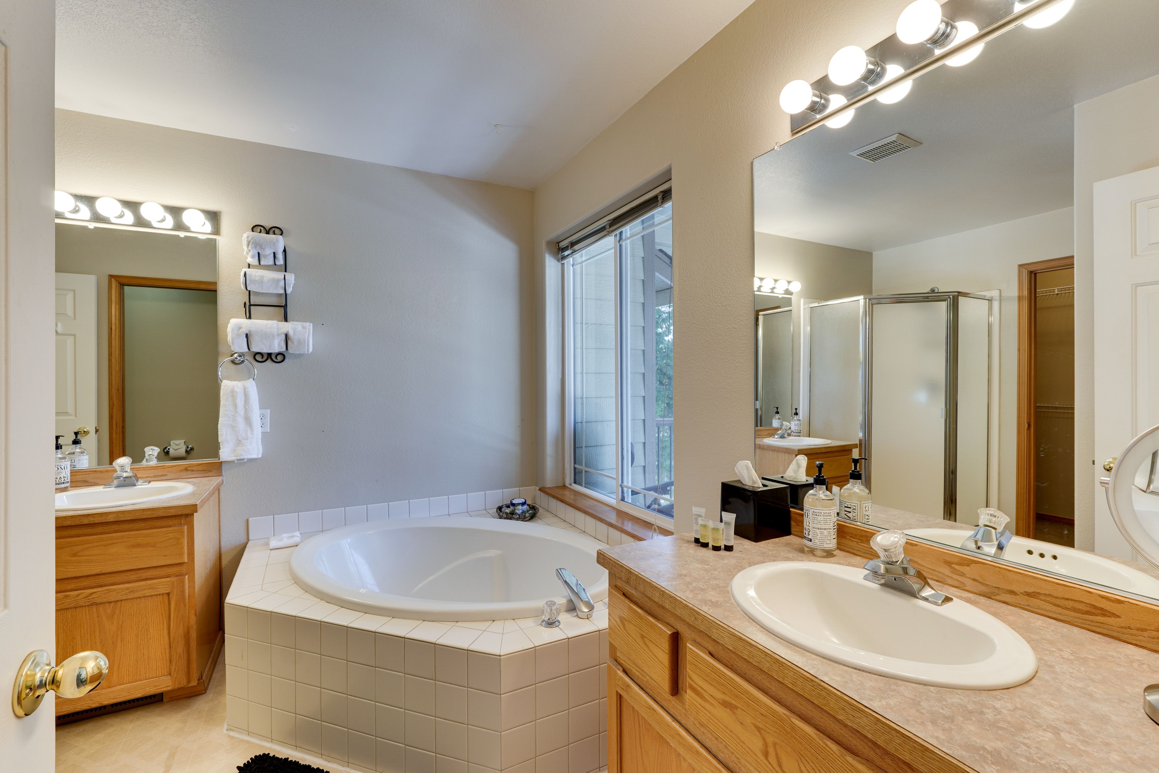 Full Bathroom | 2nd Floor | Walk-In Closet | Hair Dryer