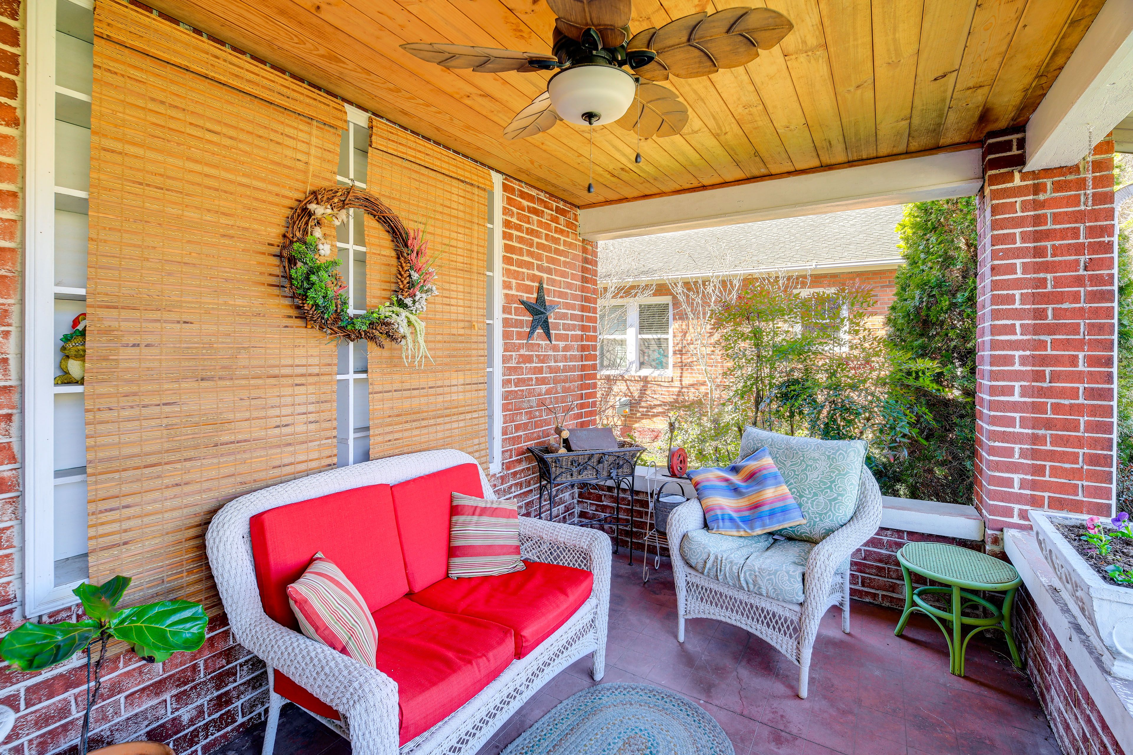 Front Porch | Outdoor Seating
