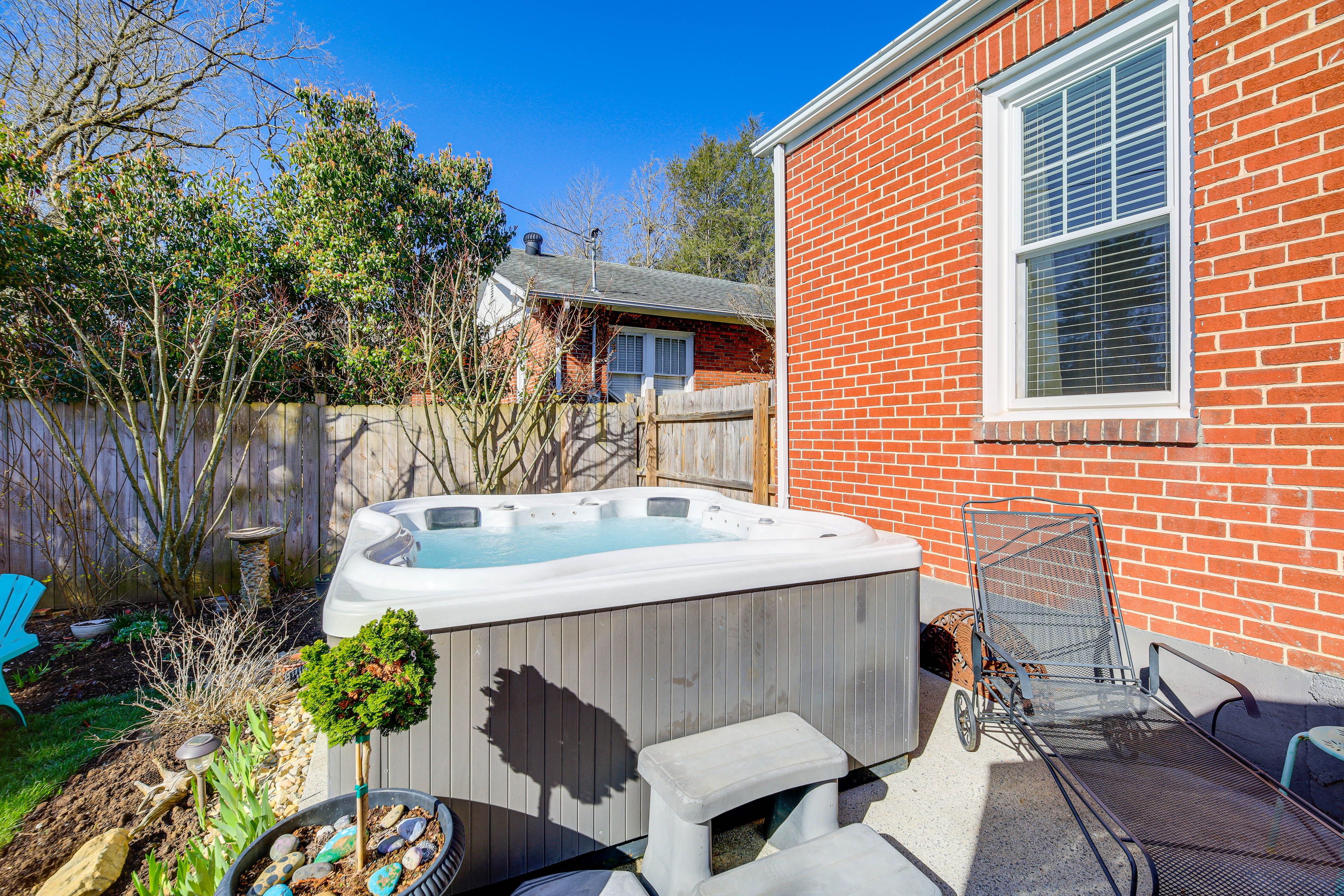 Private Hot Tub