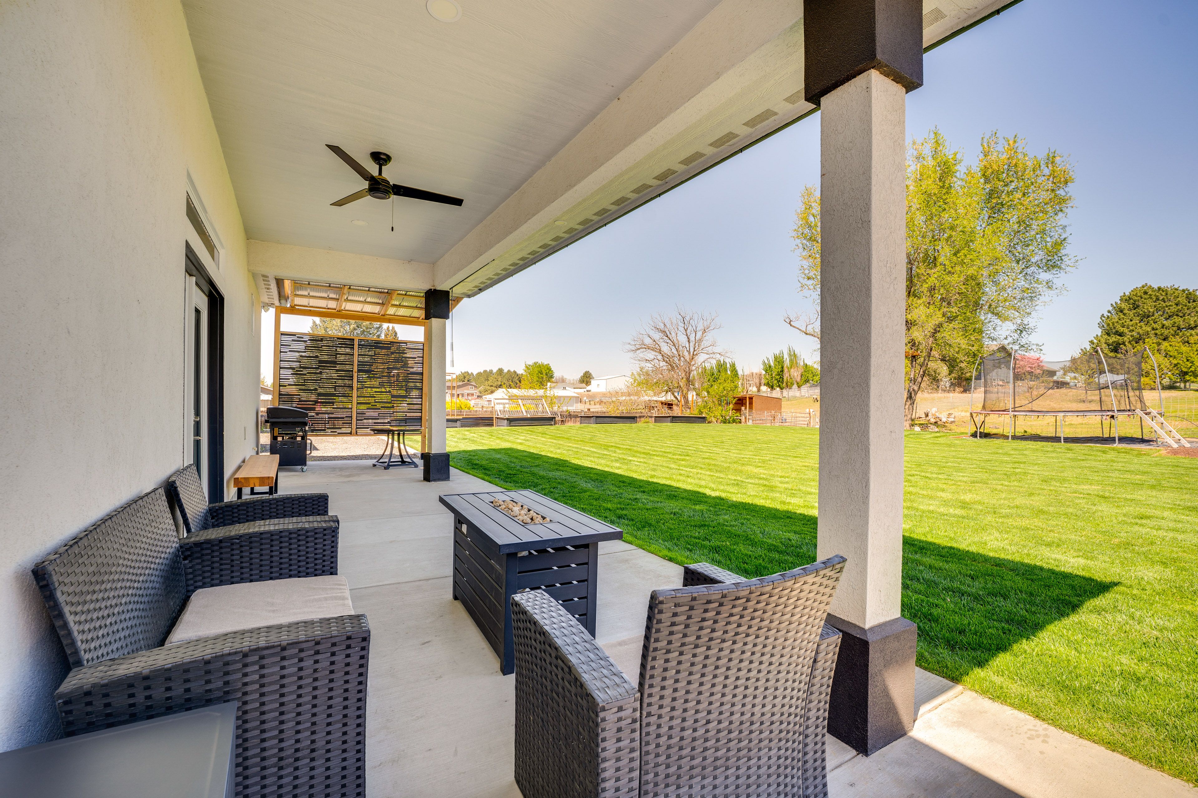 Private Patio | Gas Fire Pit | Gas Grill | Shared Backyard