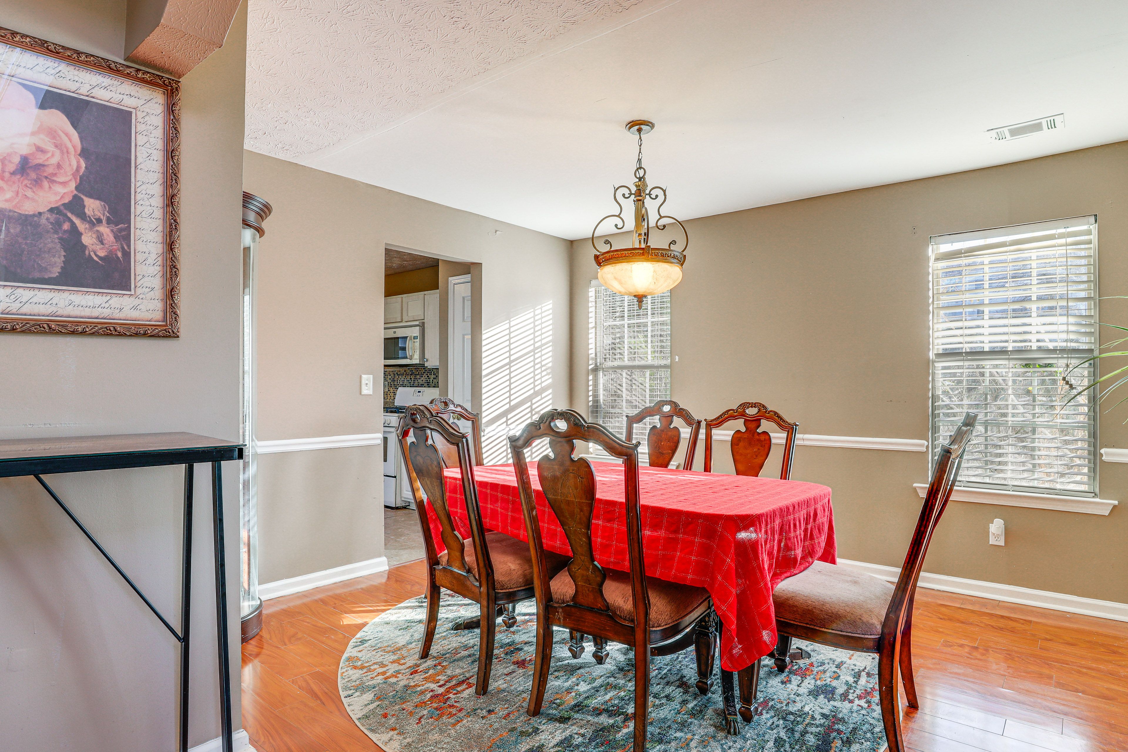 Formal Dining Area | 1st Floor | Dining Table