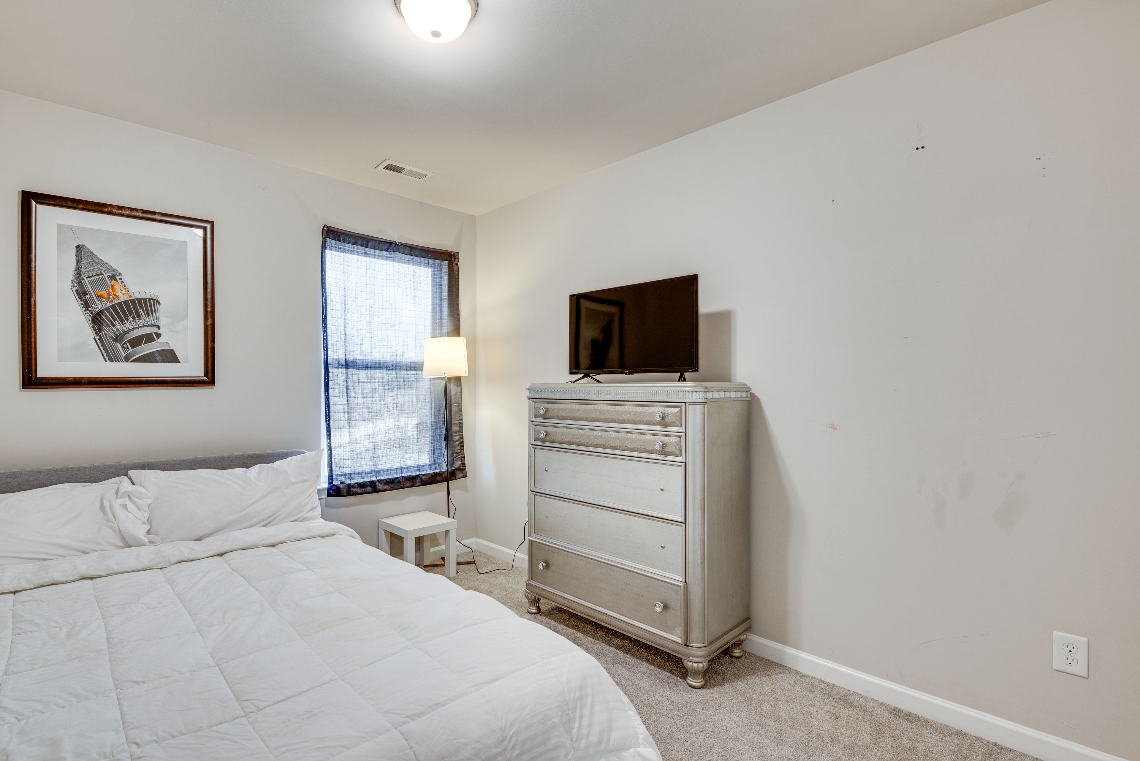 Bedroom 2 | Queen Bed | 2nd Floor | Linens Provided
