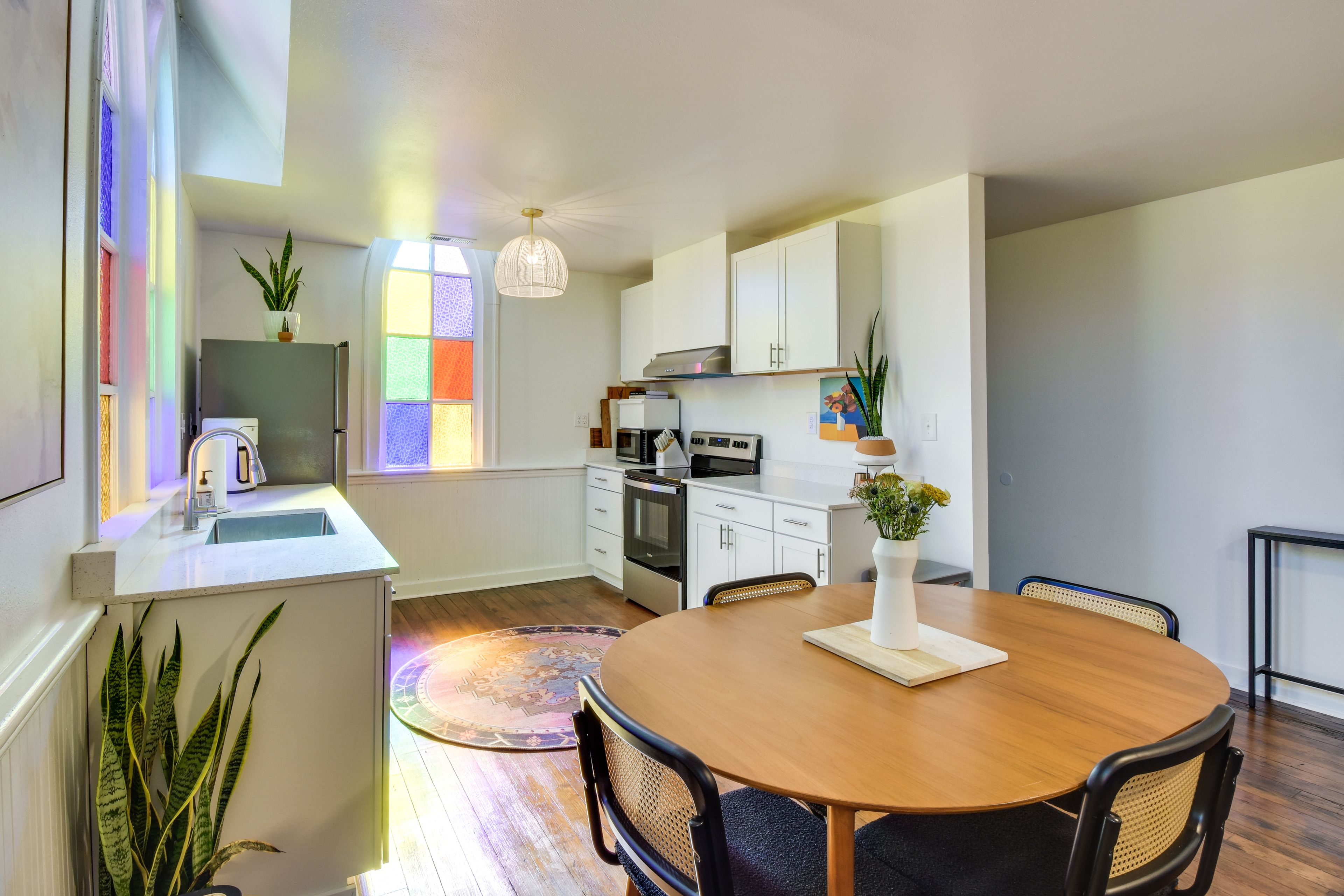 Dining Room | Fully Equipped Kitchen