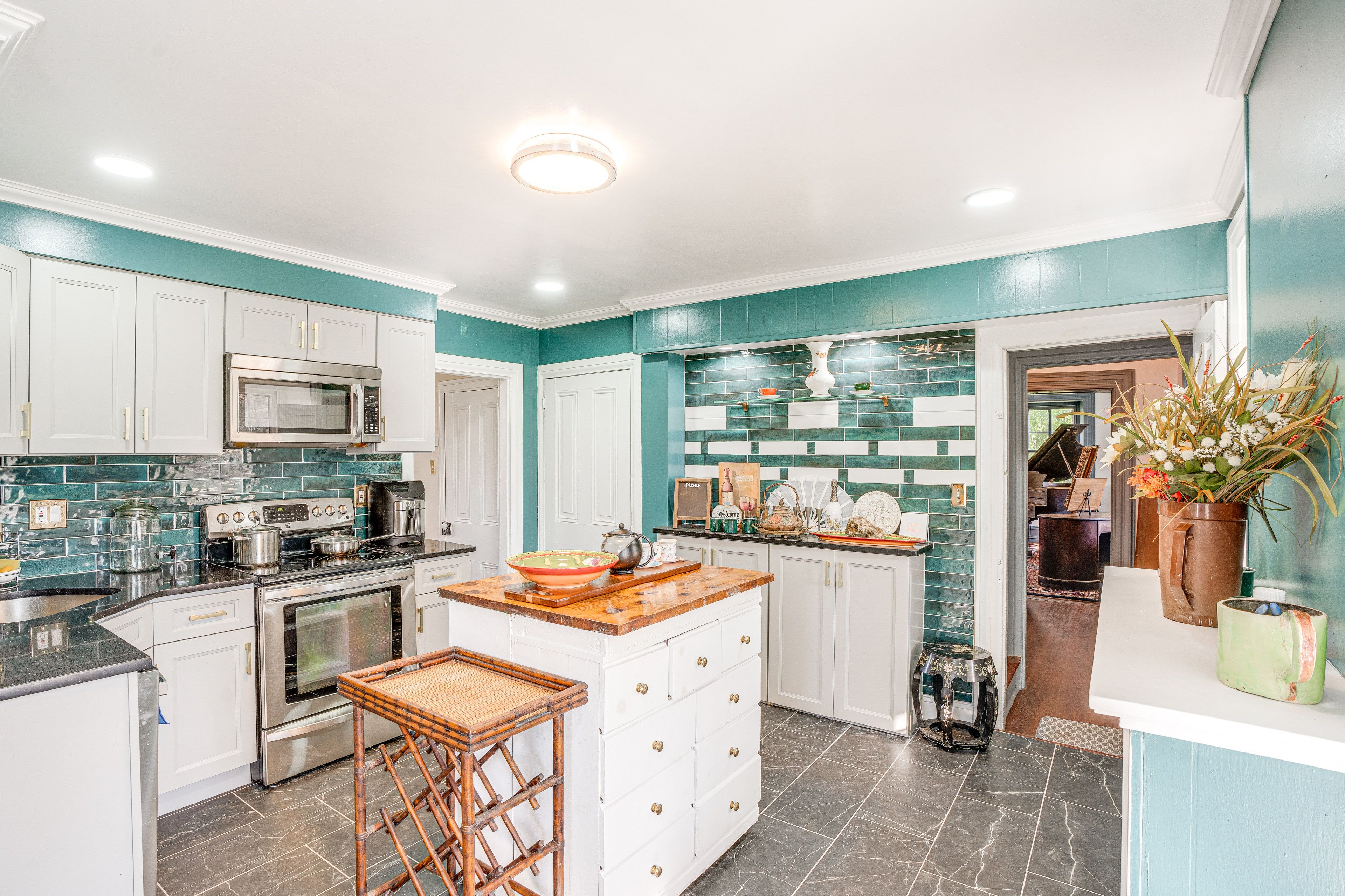 Kitchen | 1st Floor | Keurig Coffee Maker | Air Fryer | Cooking Basics