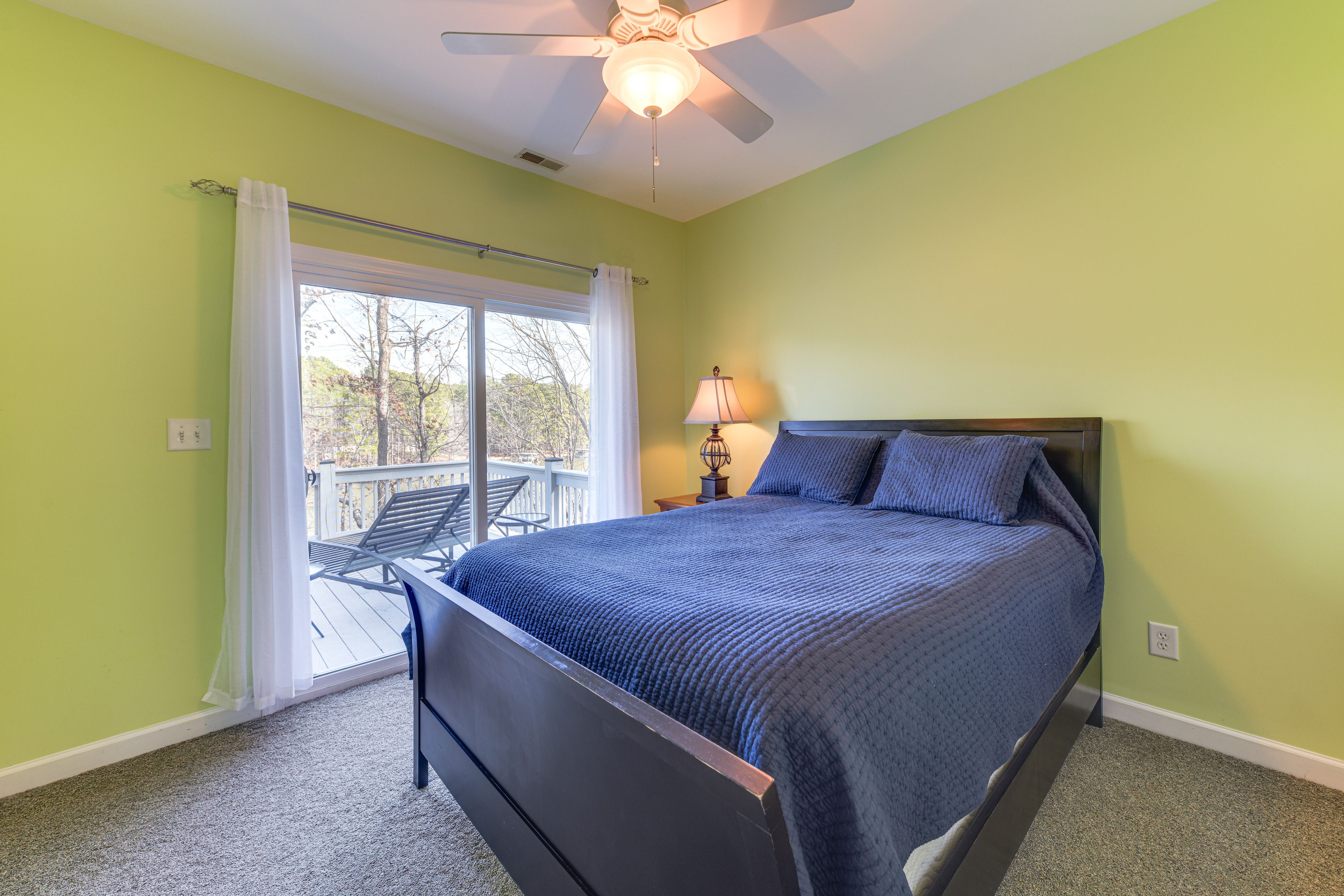 Bedroom 3 | Queen Bed | Upper Level