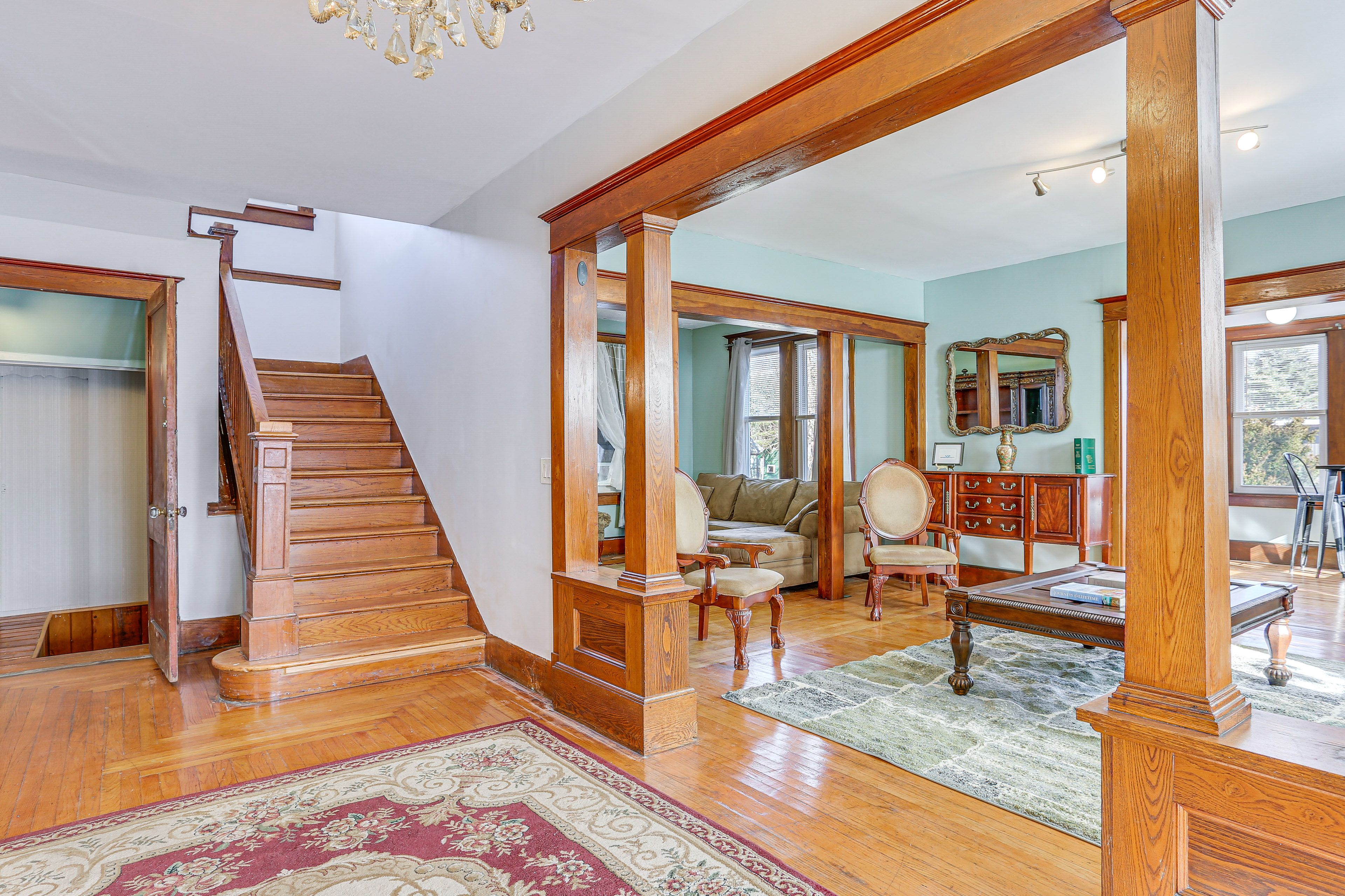 Stairs to 2nd Floor