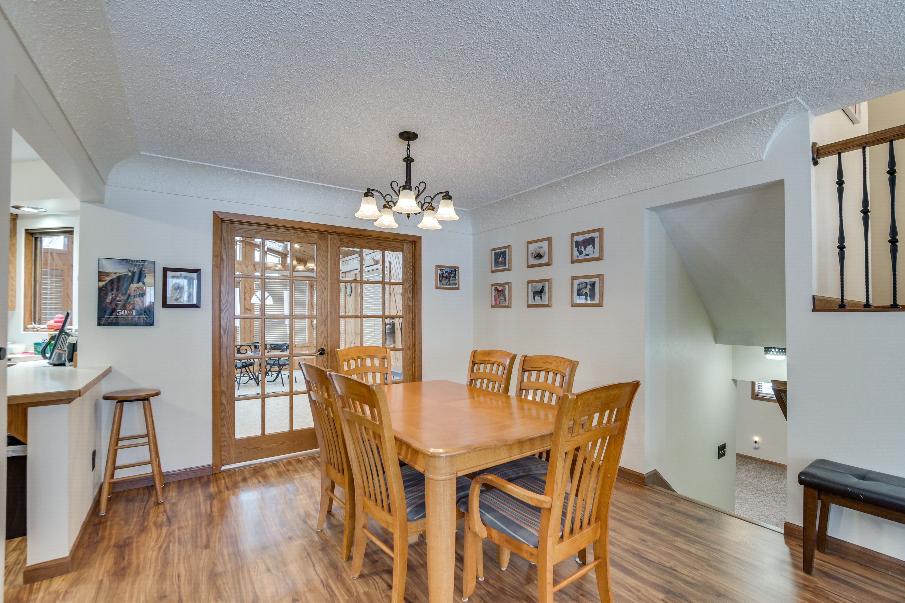 Dining Area | Dishware/Flatware Provided | Free WiFi | 2nd Floor