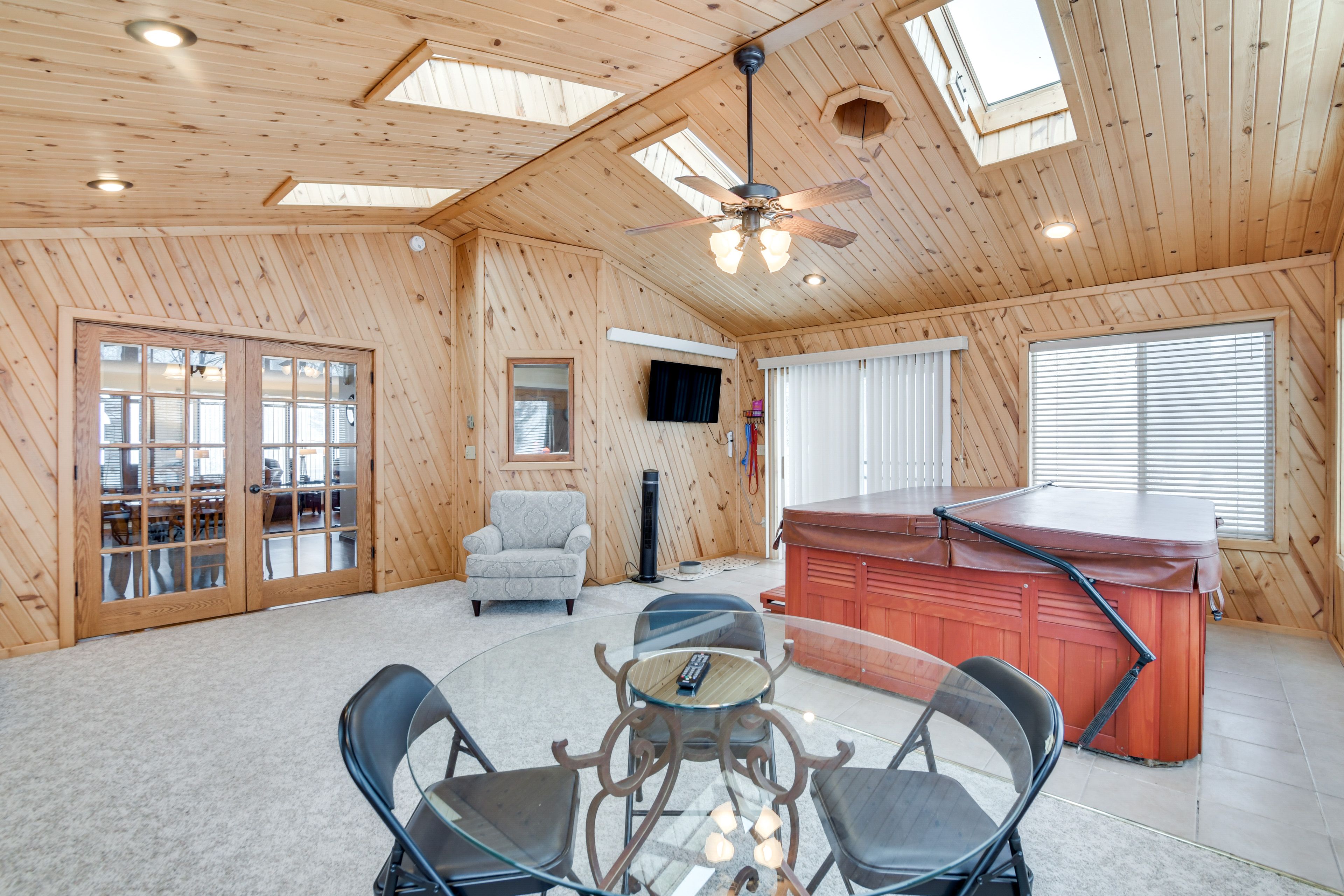 Sunroom | Private Hot Tub | Flat-Screen TV | 2nd Floor