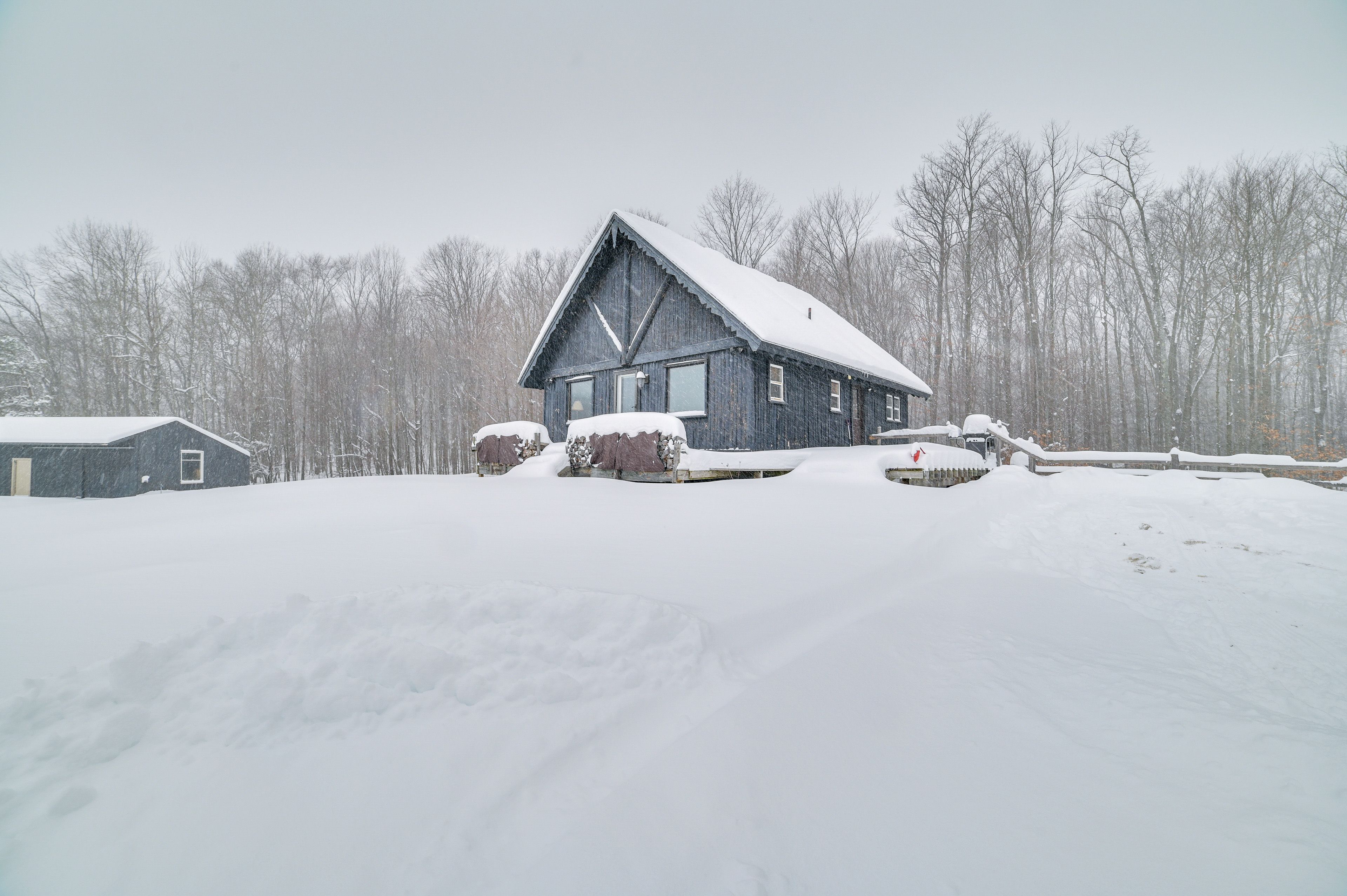 Exterior | 40-Acre Property | Walking Trails On-Site