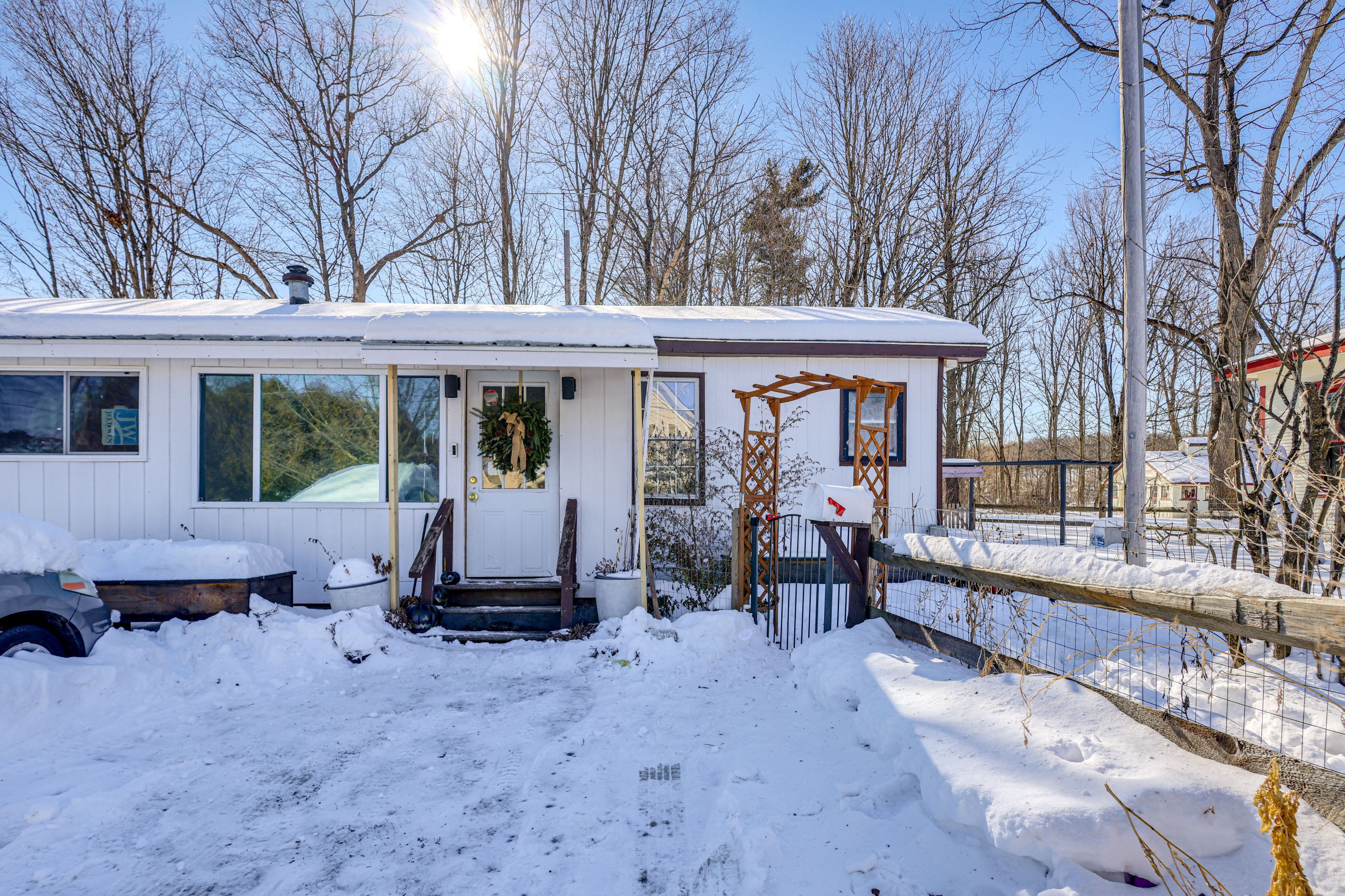 Parking | Driveway (2 Vehicles)