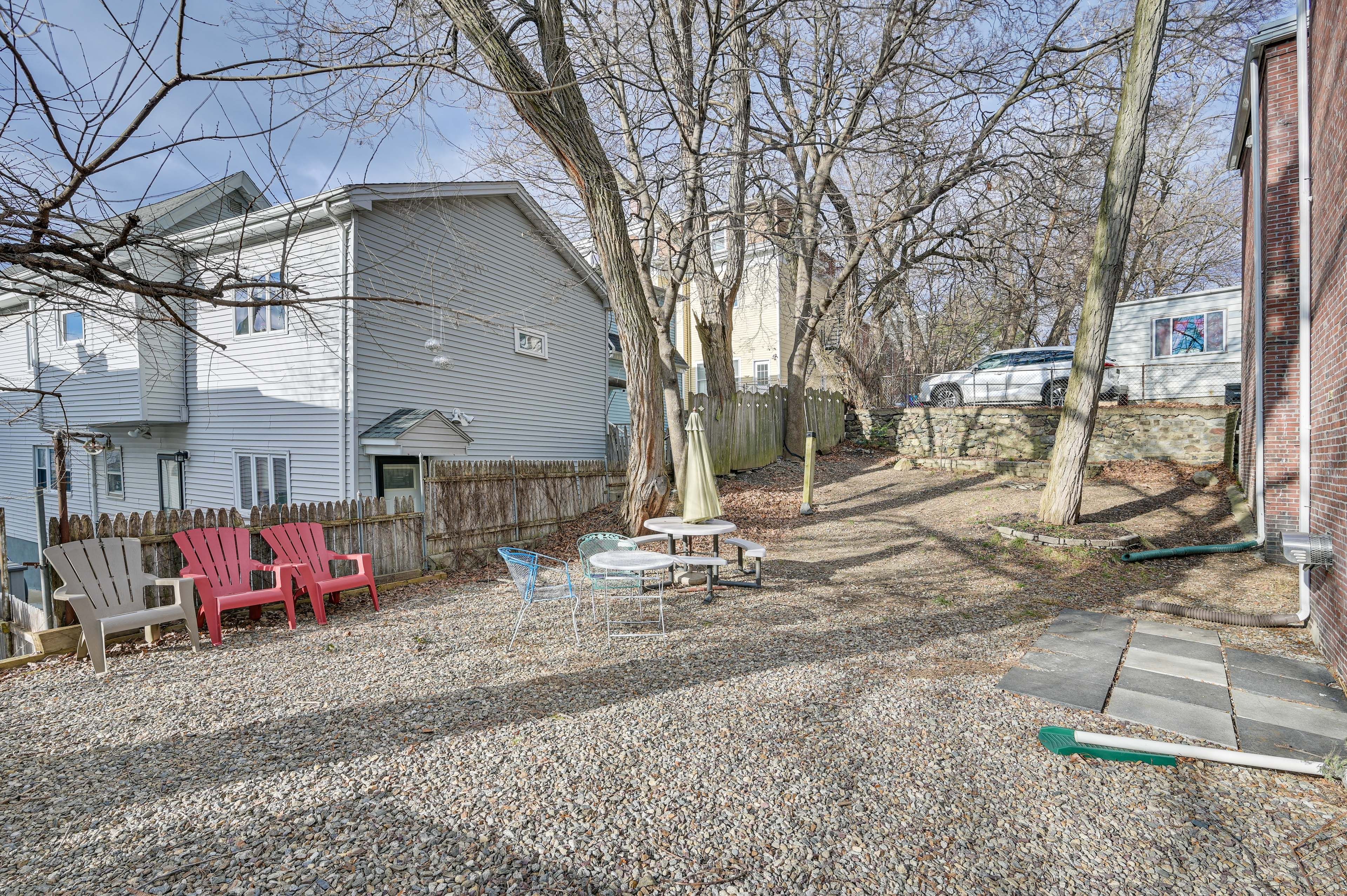 Shared Yard