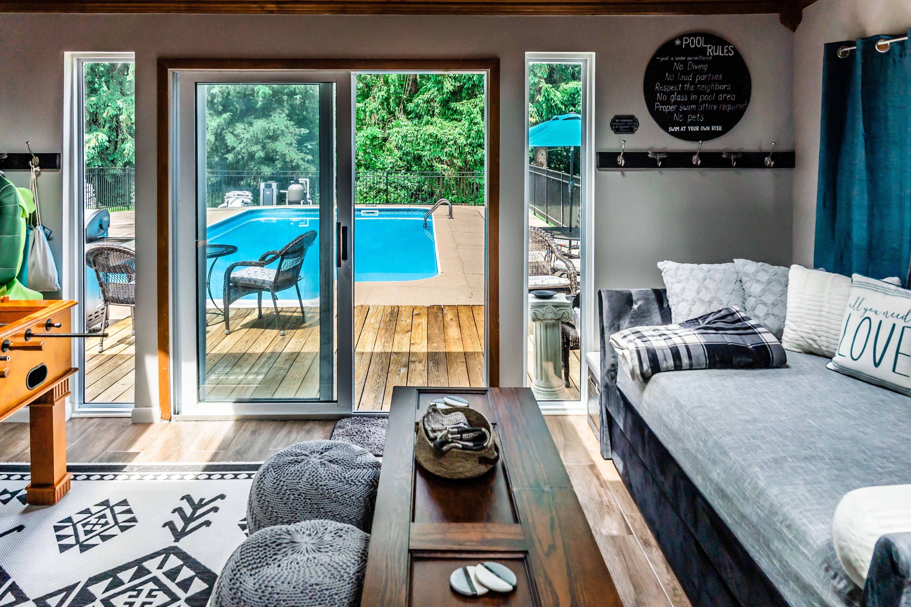 Sunroom | Smart TV | Free WiFi