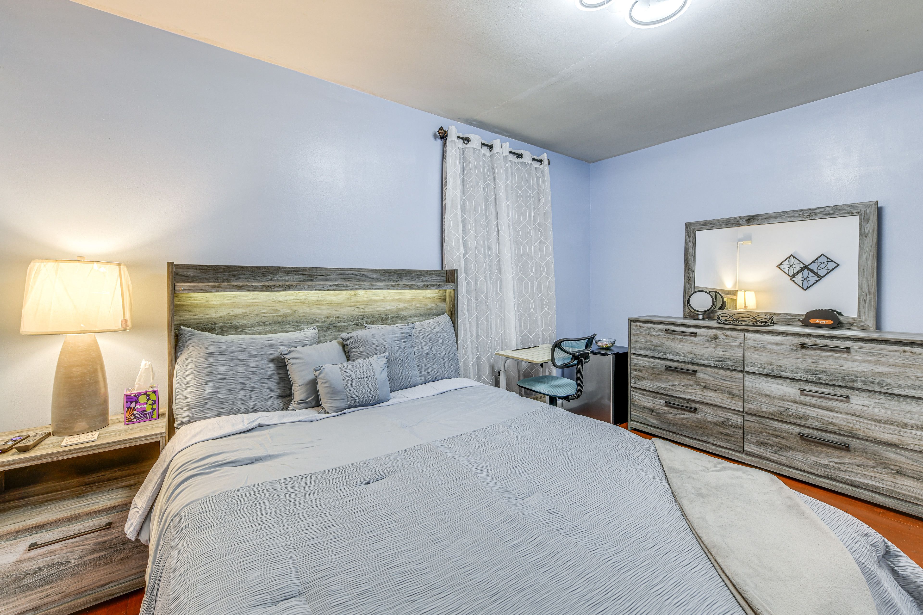 Bedroom 1 | Queen Bed | Linens Provided