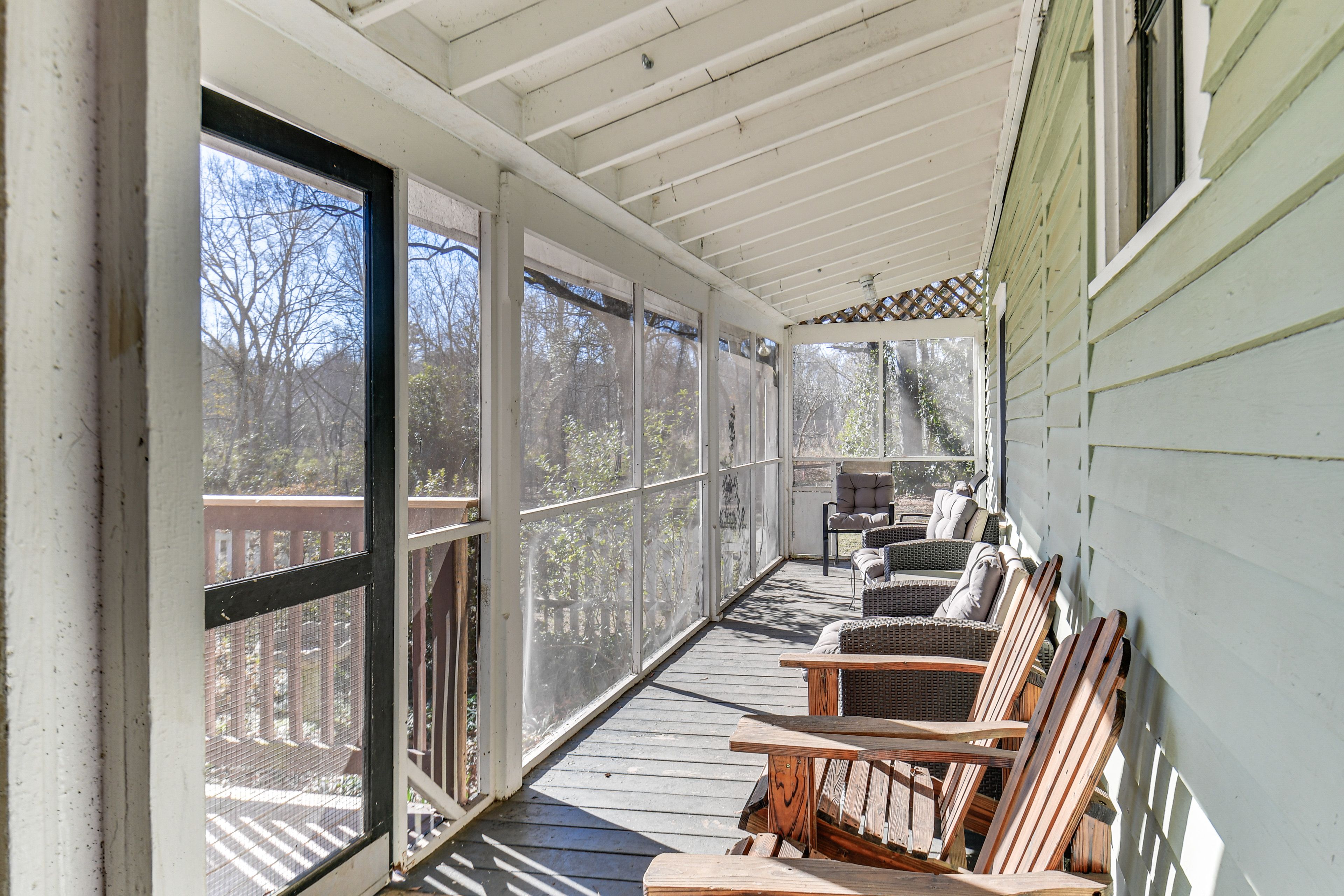 Screened-In Porch