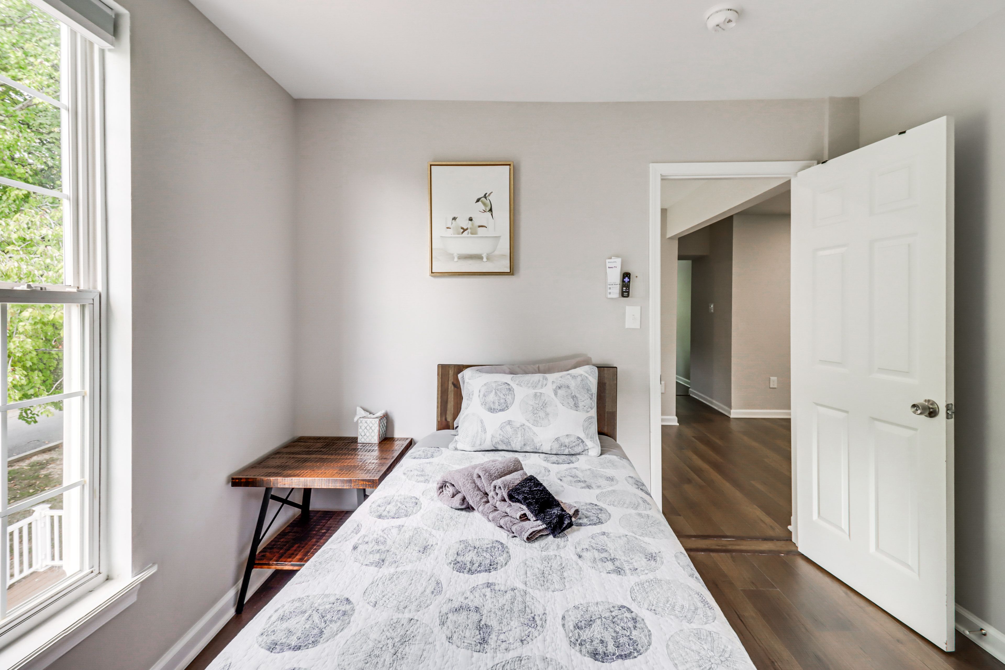 Bedroom 5 | Twin Bed | 2nd Floor