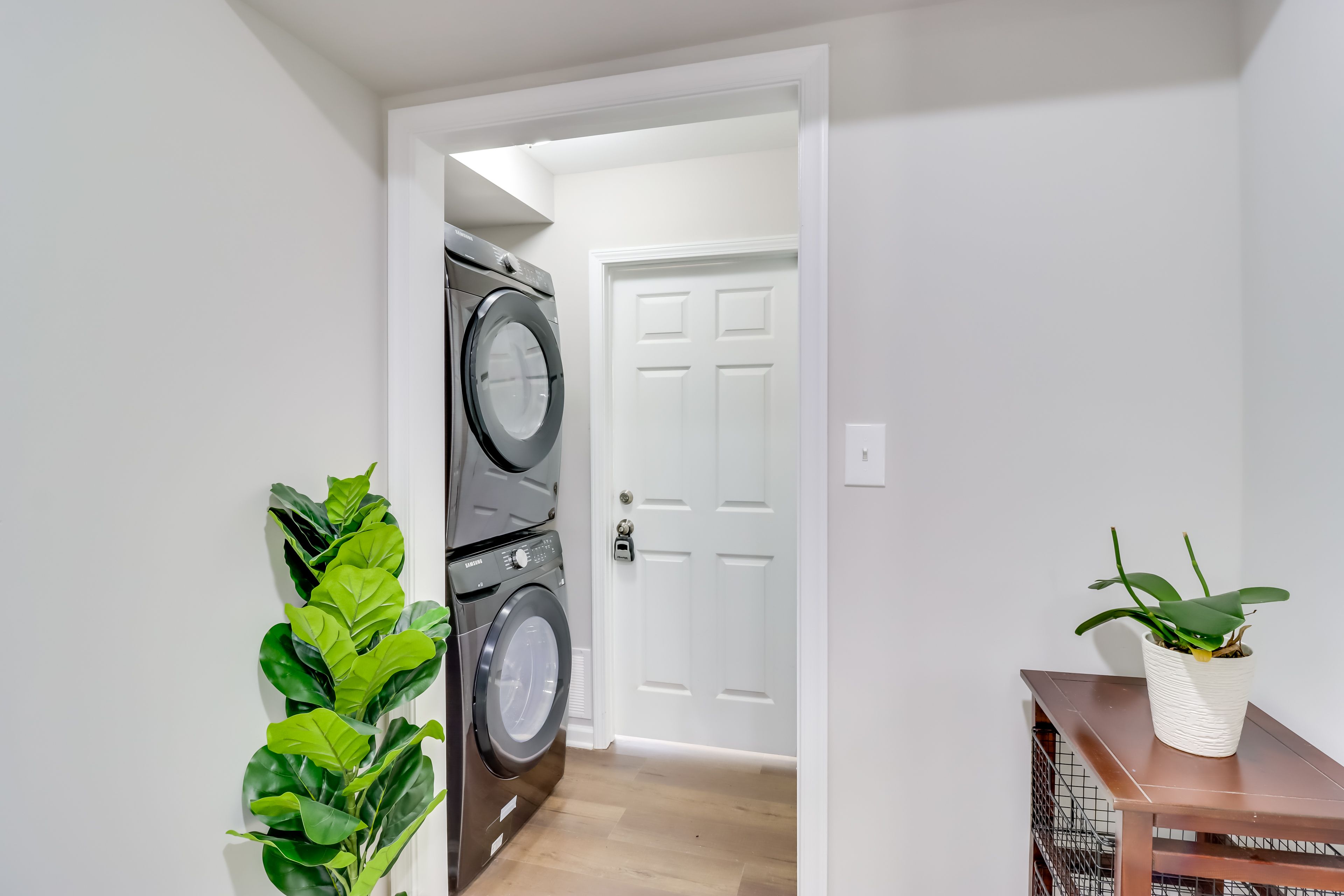 Washer & Dryer