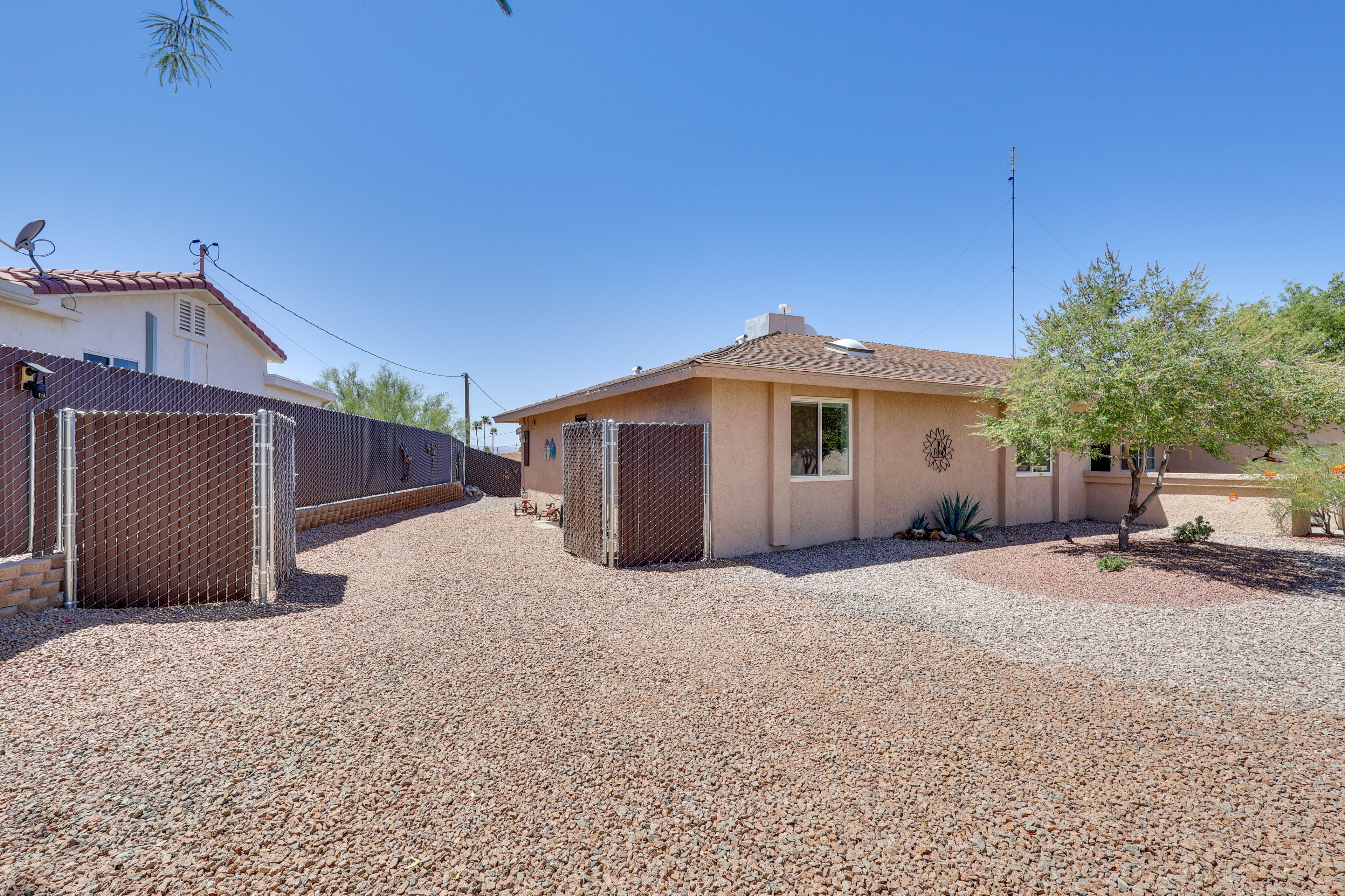 House Exterior | South Side of Front Yard
