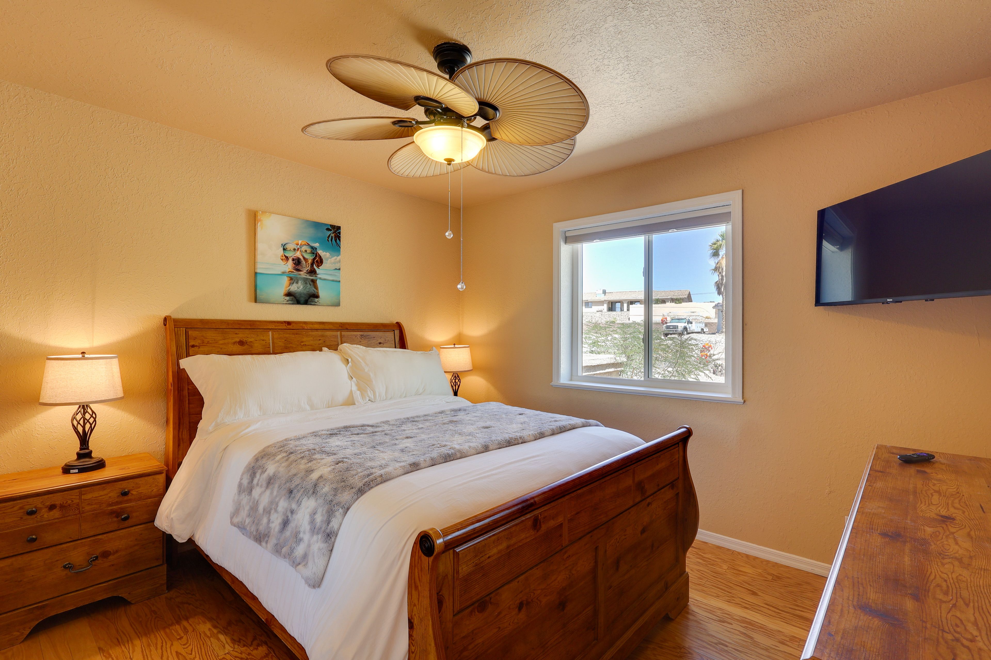 Bedroom 2 | Queen Bed