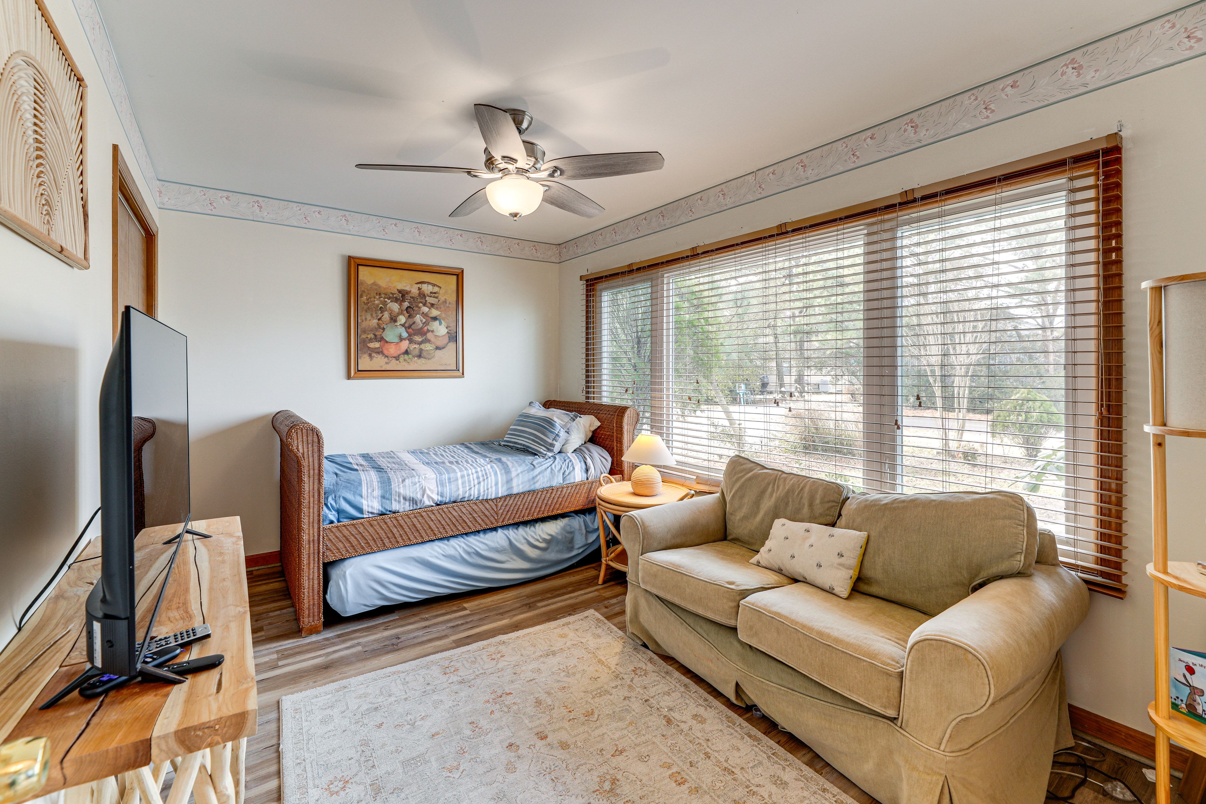 Bedroom 4 | 1st Floor | Twin Bed w/ Twin Trundle