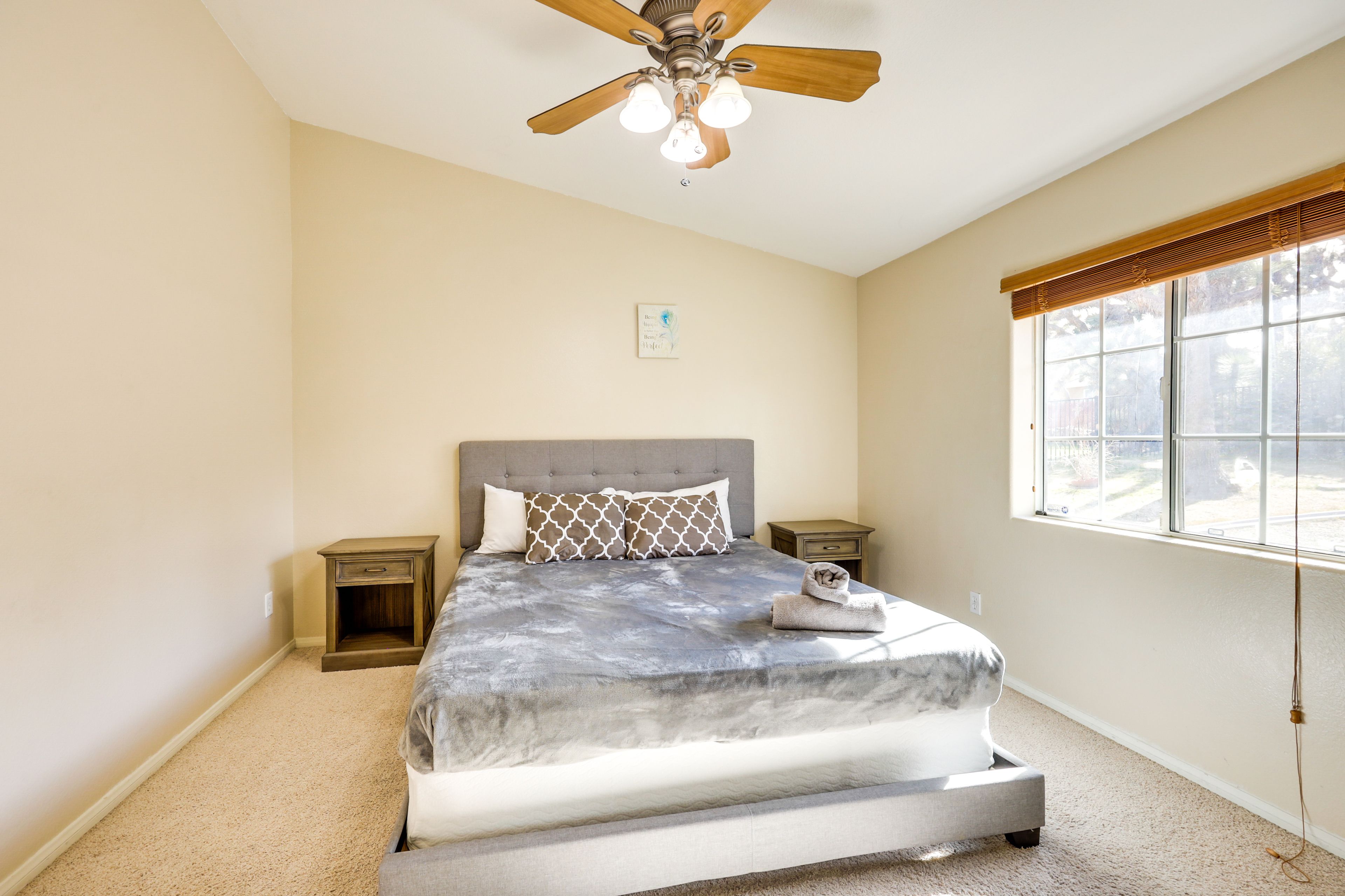 Bedroom 3 | Queen Bed