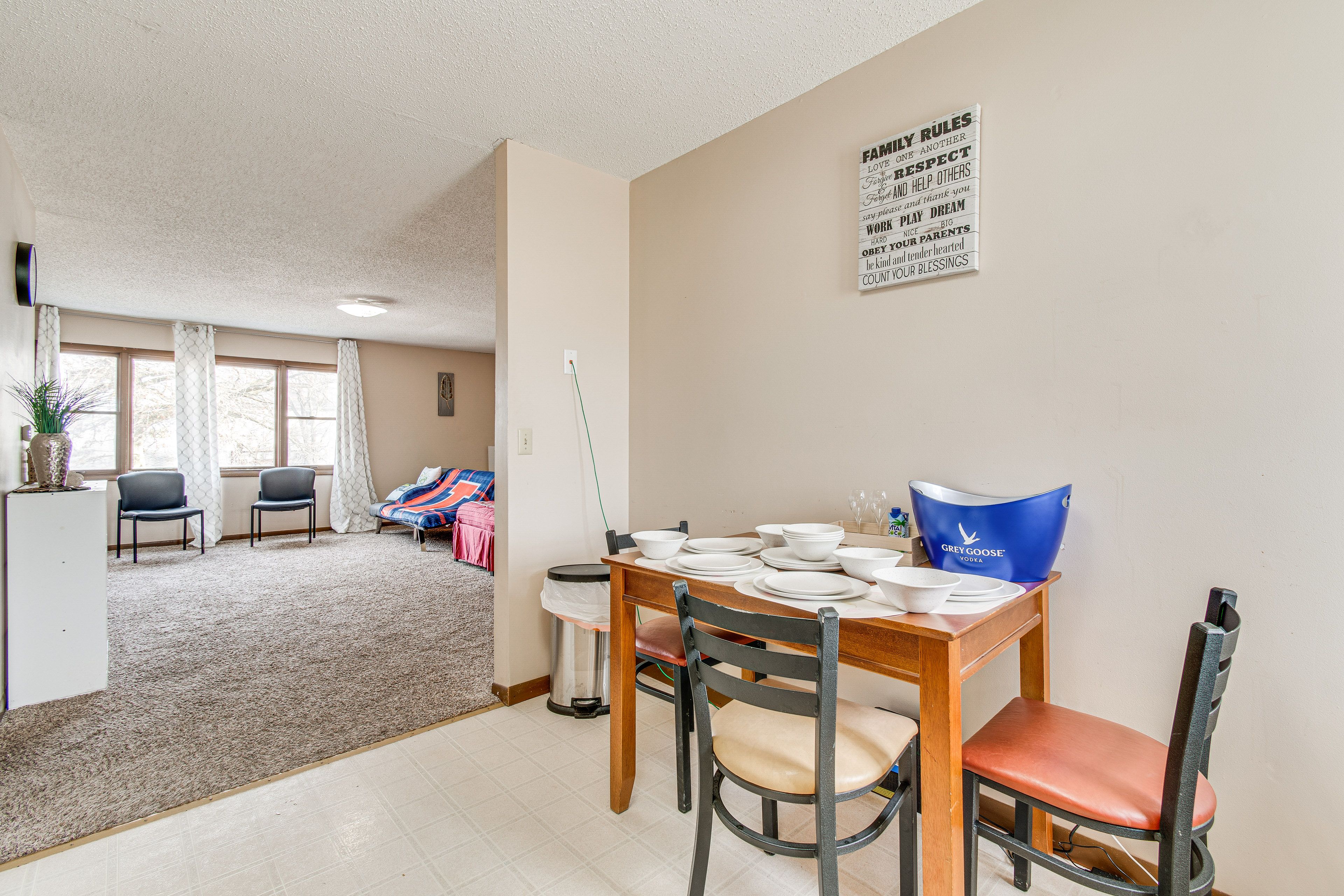 Dining Area | Dishware/Flatware
