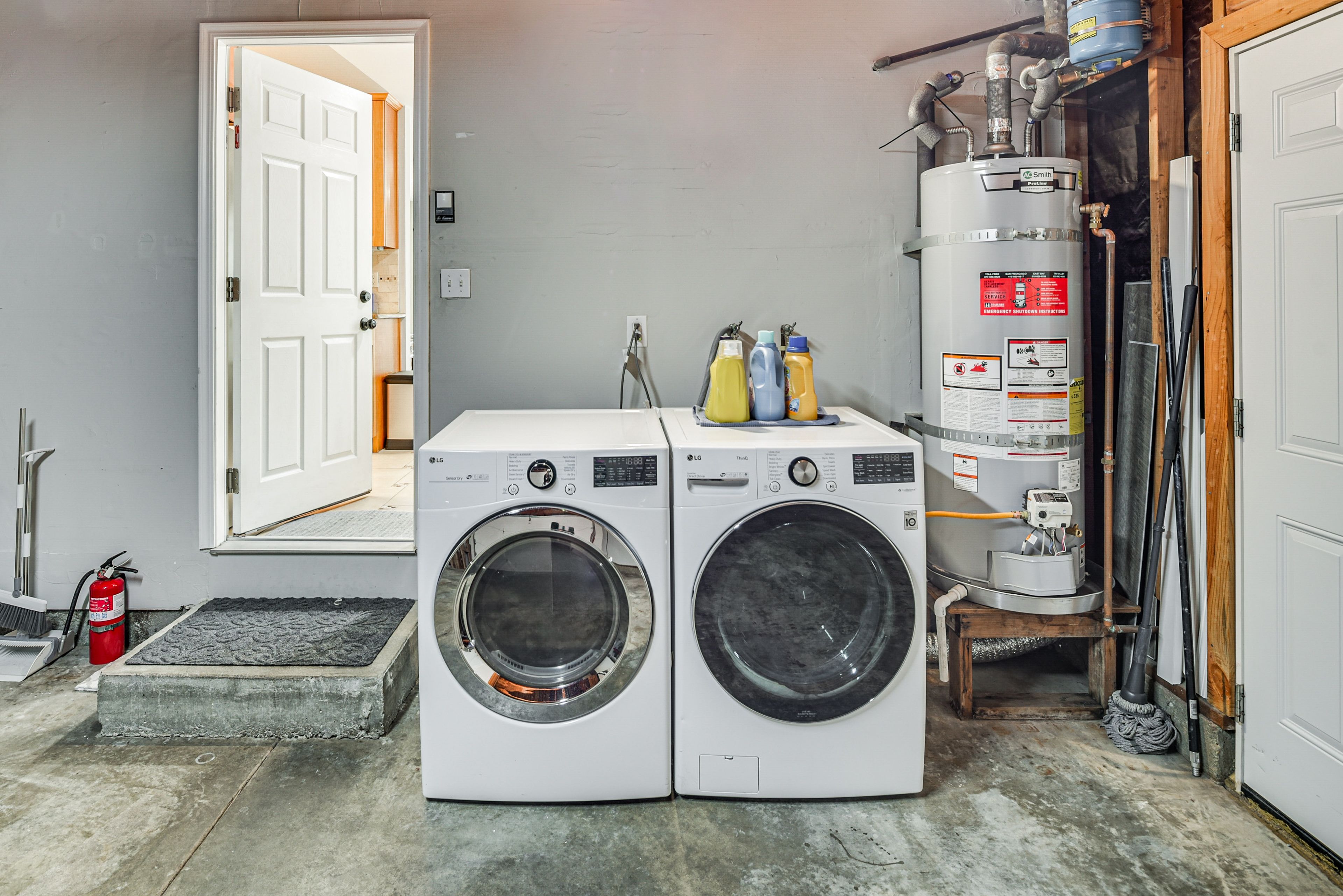 Washer & Dryer