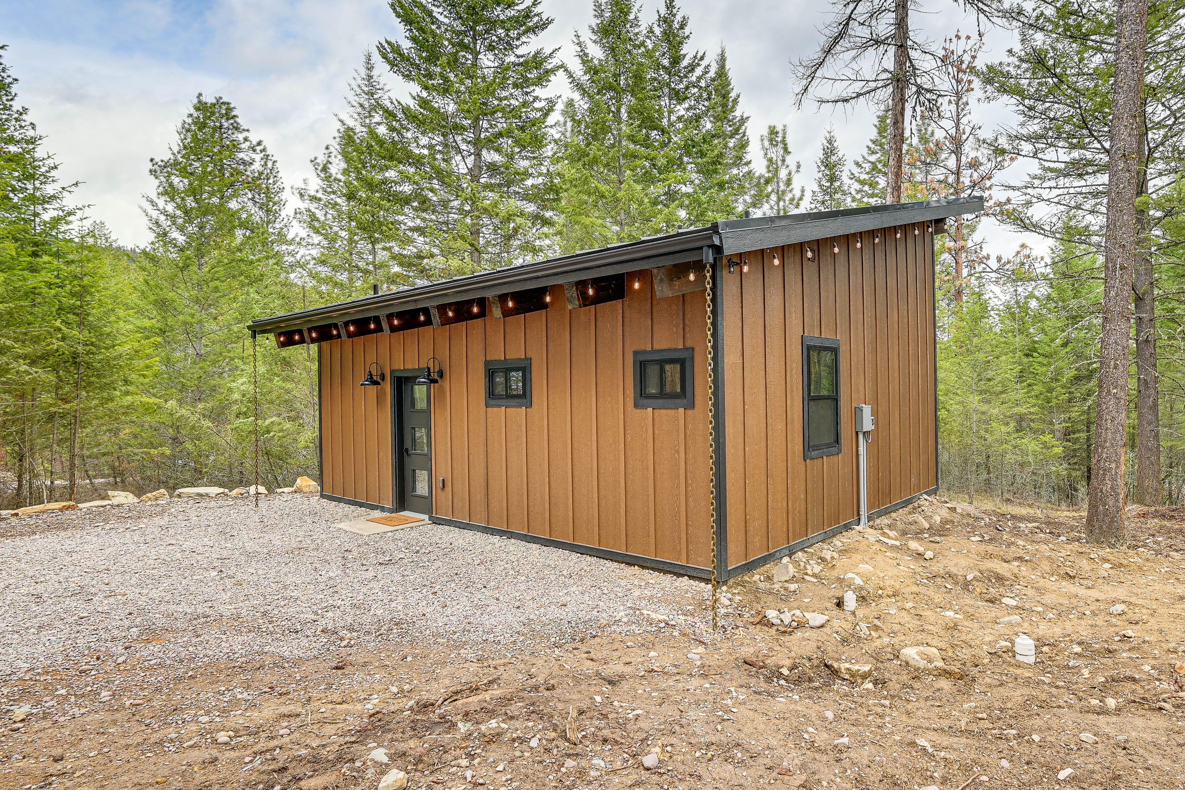 Parking | Gravel Driveway (3 Vehicles) | Trailer Parking Allowed On-Site