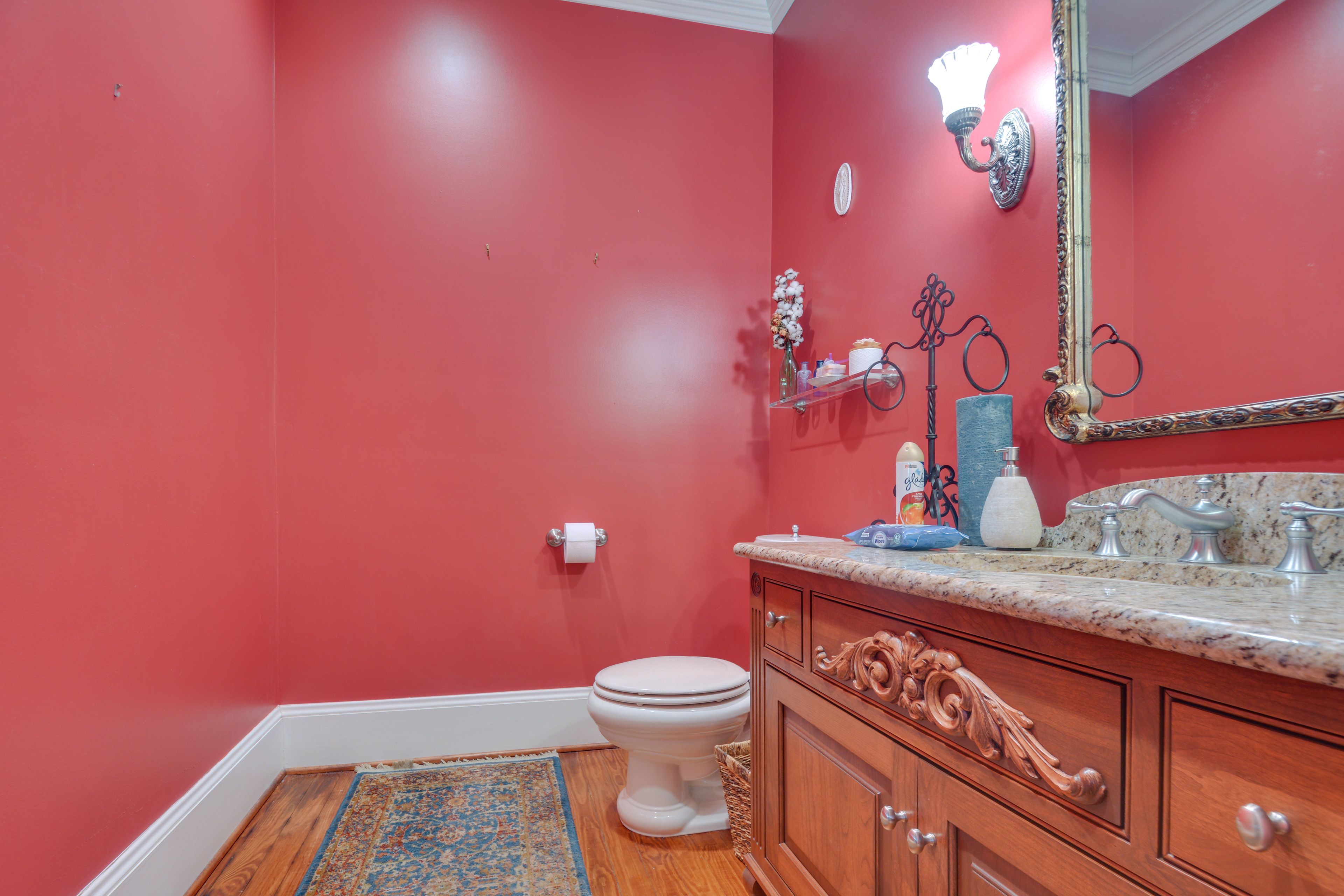 Half Bathroom | 1st Floor