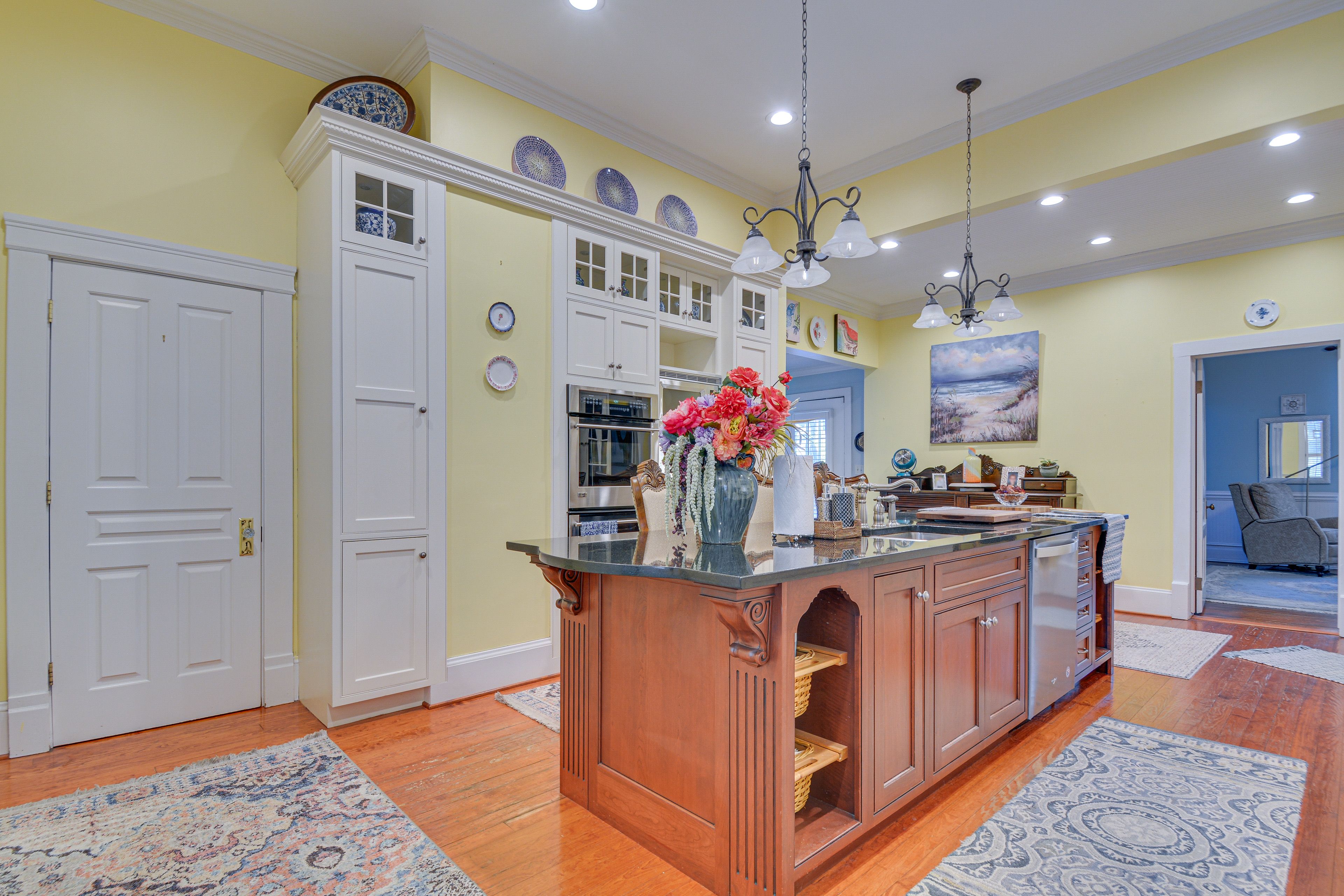 Kitchen | 1st Floor