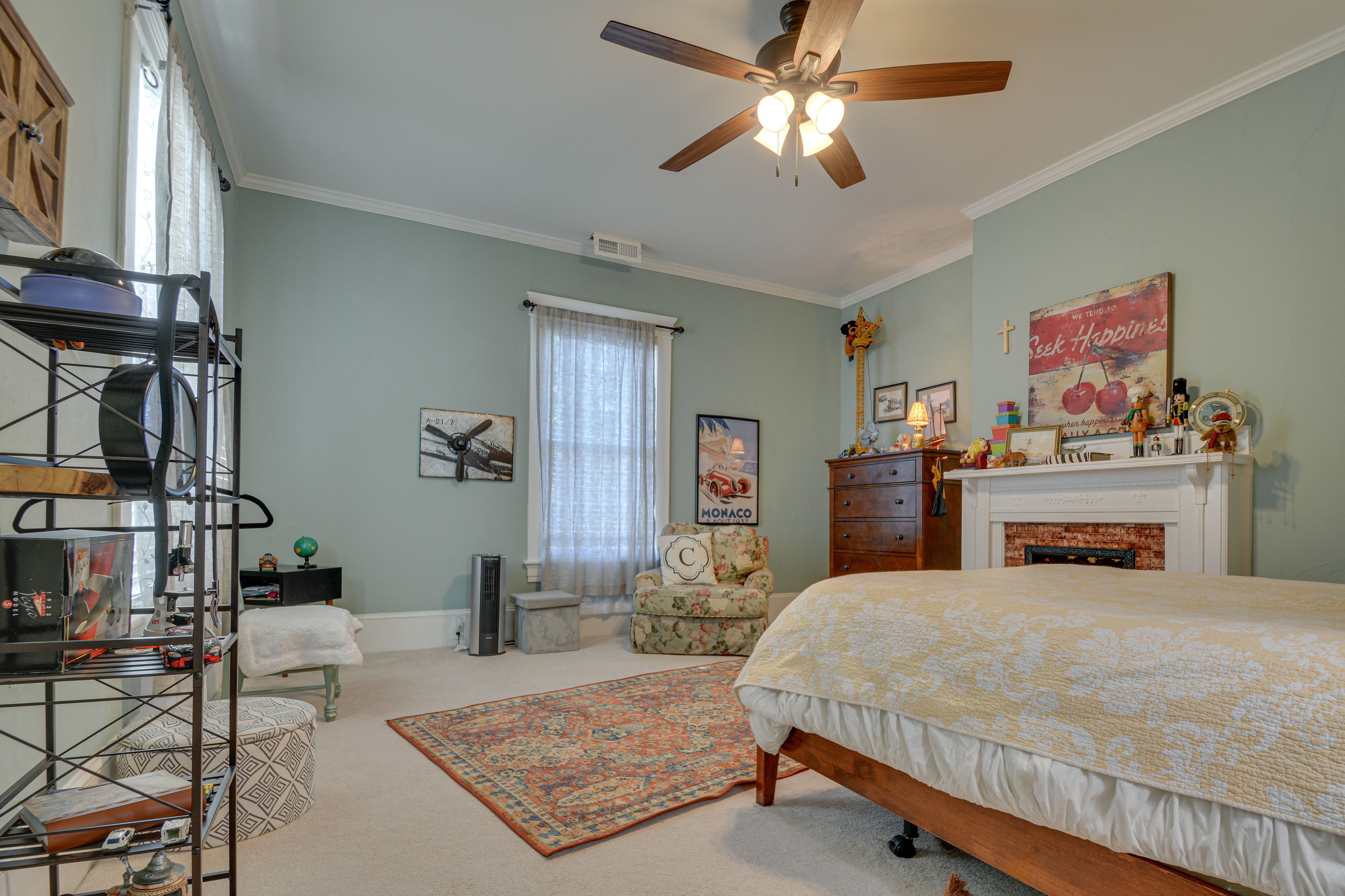 Bedroom 2 | 2nd Floor | Queen Bed