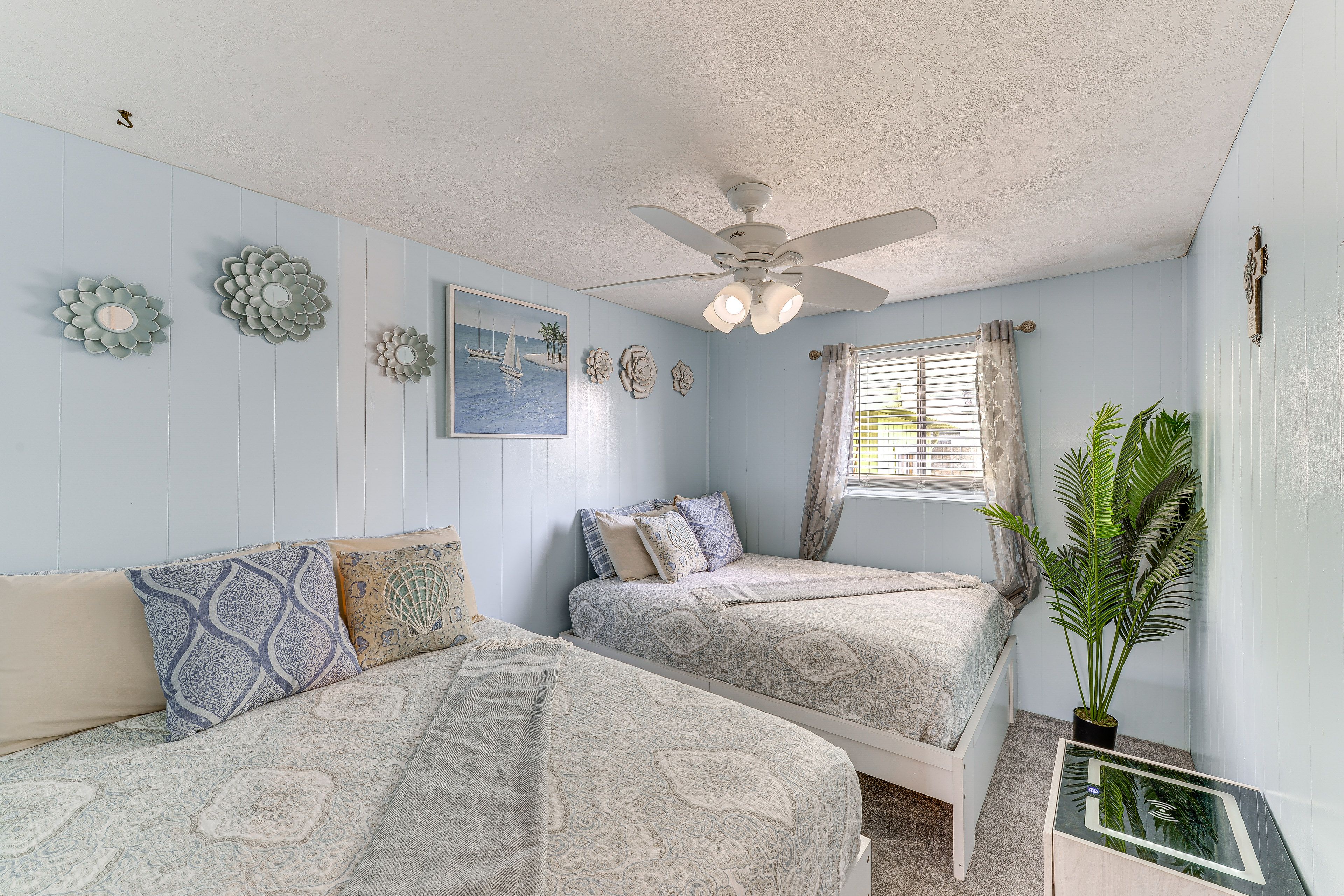 Bedroom 3 | 2 Full Beds