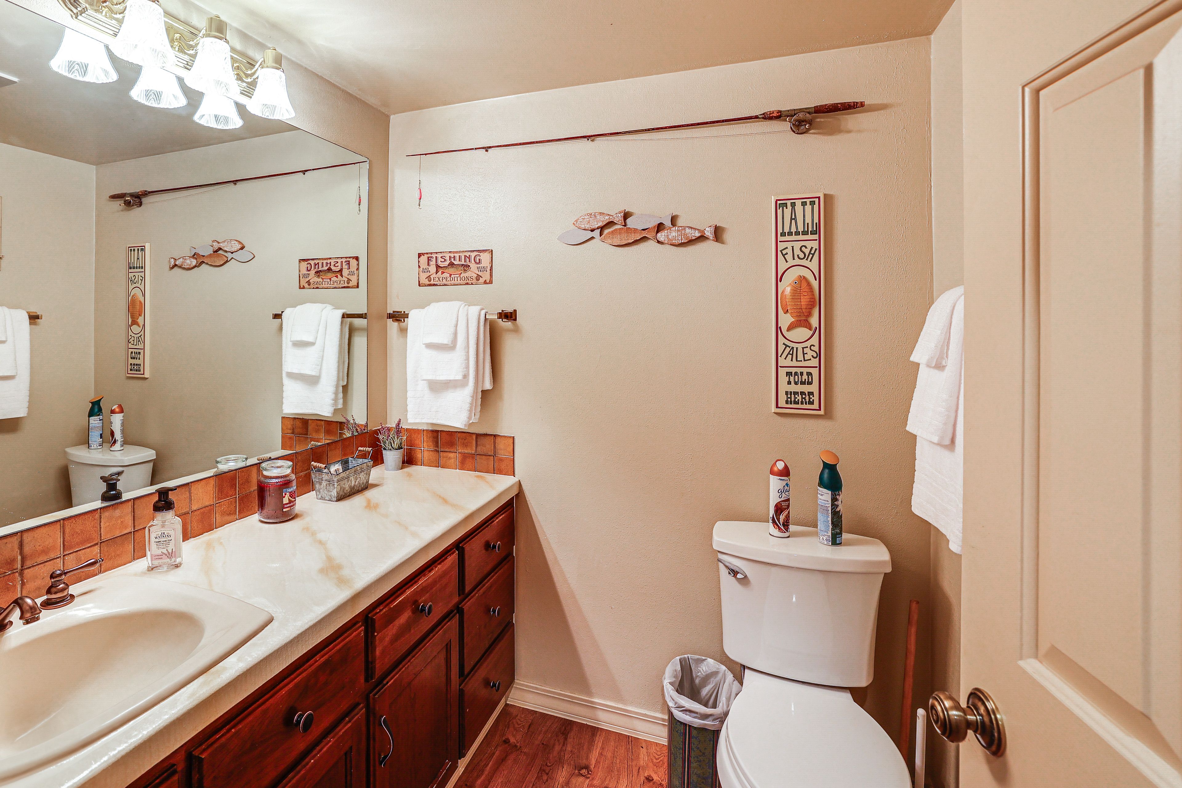 Full Bathroom | Walk-In Shower | 1st Floor