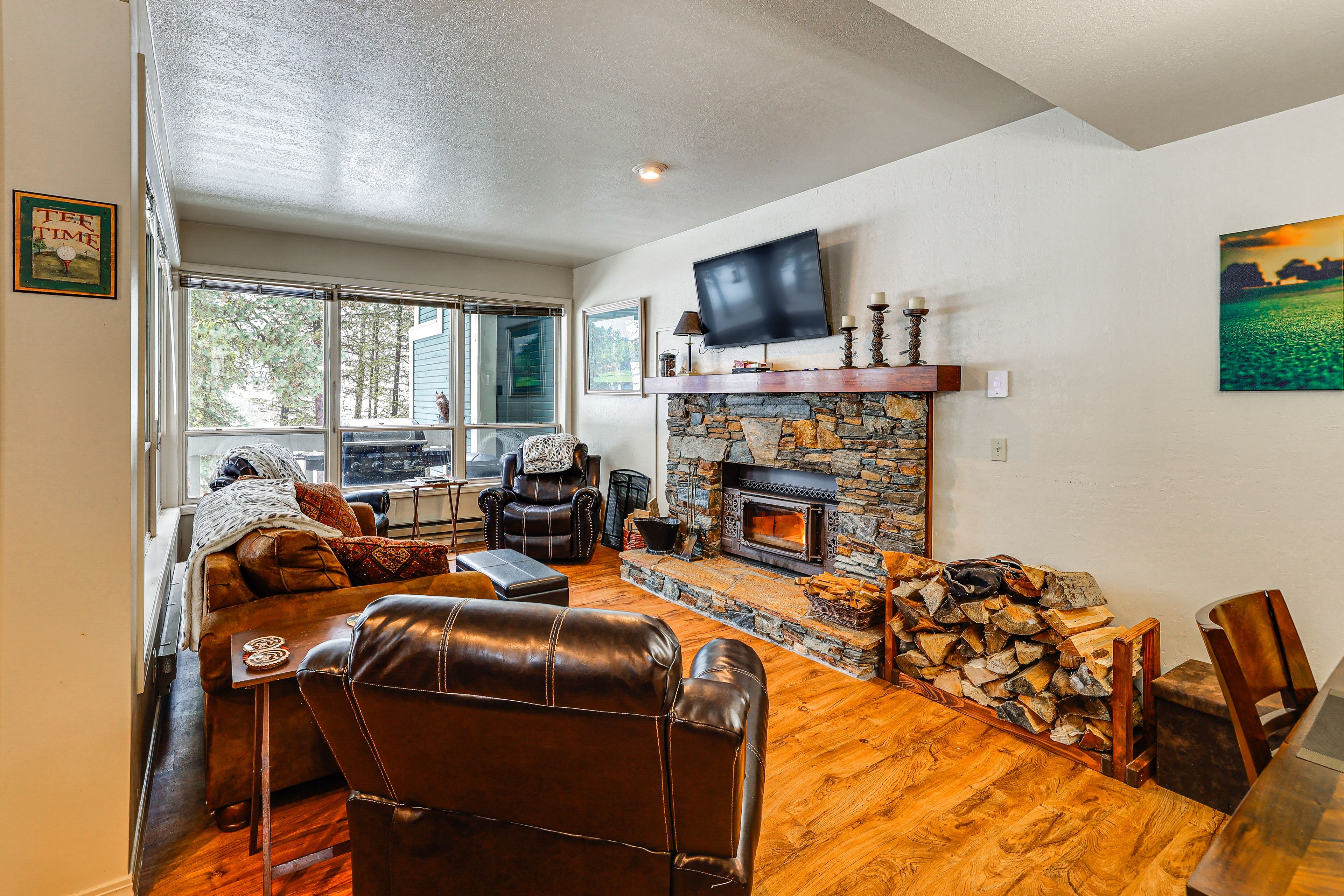 Living Room | Wood-Burning Fireplace | Queen Sleeper Sofa | Smart TV | 1st Floor