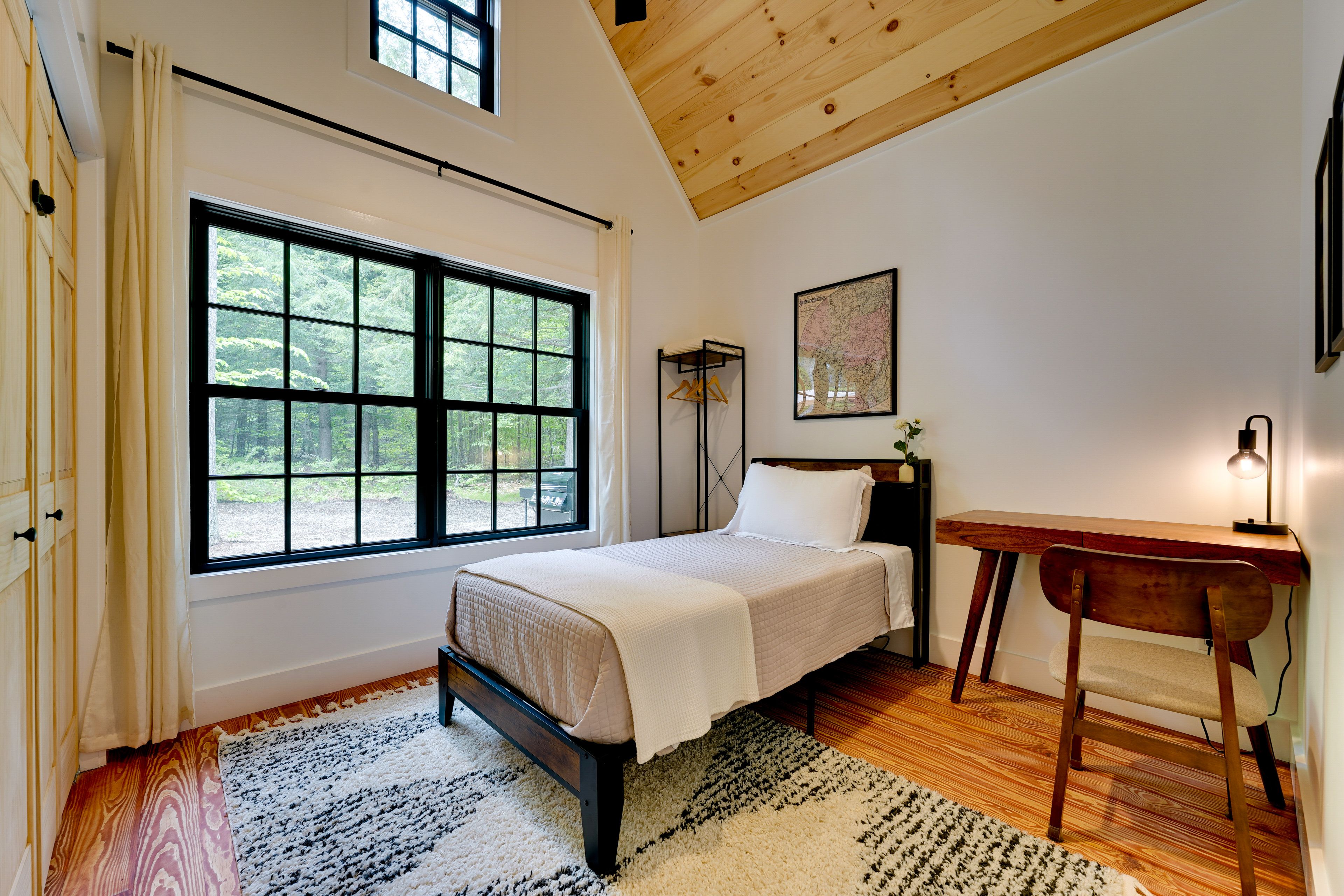 Bedroom 3 | Twin Bed
