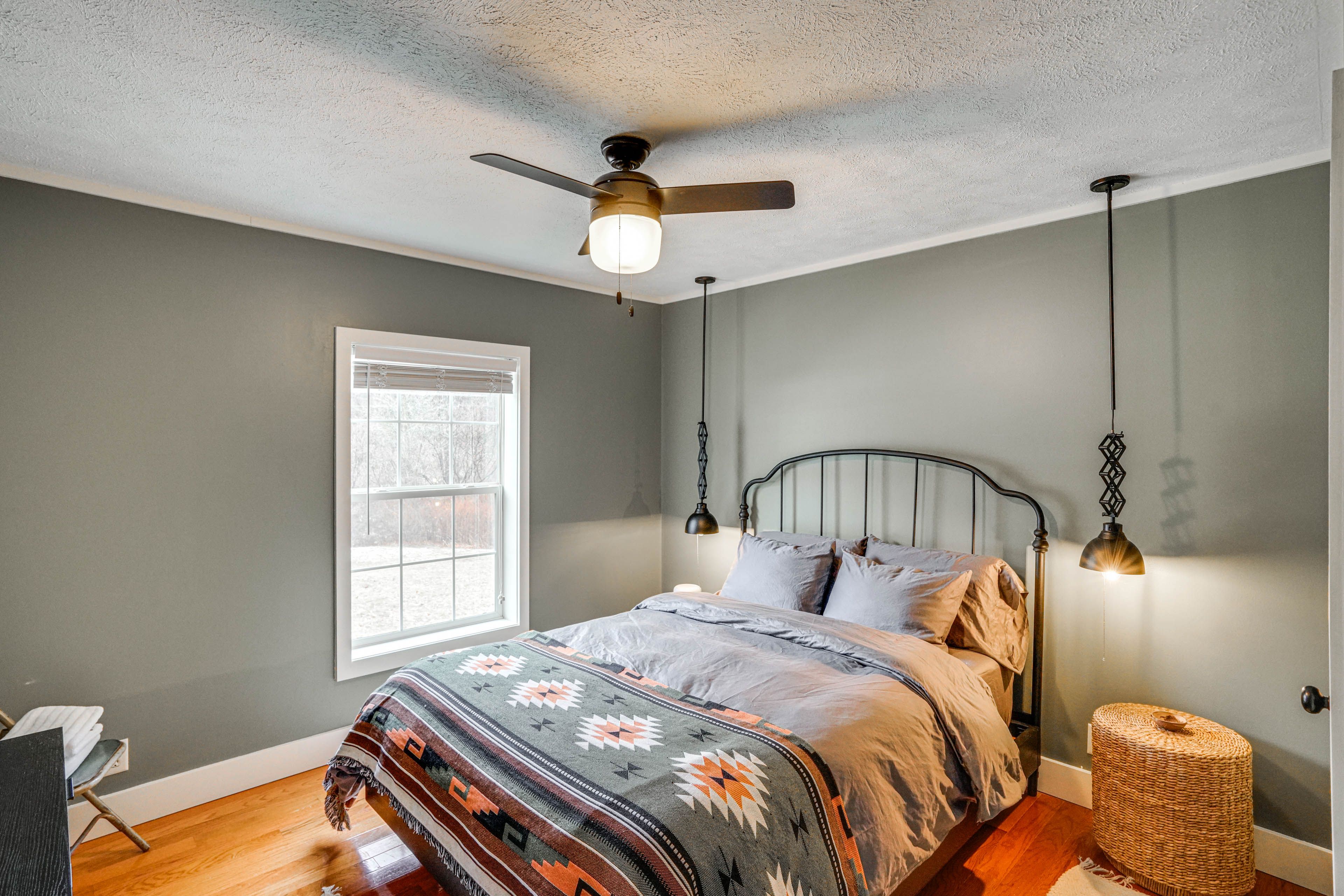 Bedroom 2 | Queen Bed | 2nd Floor