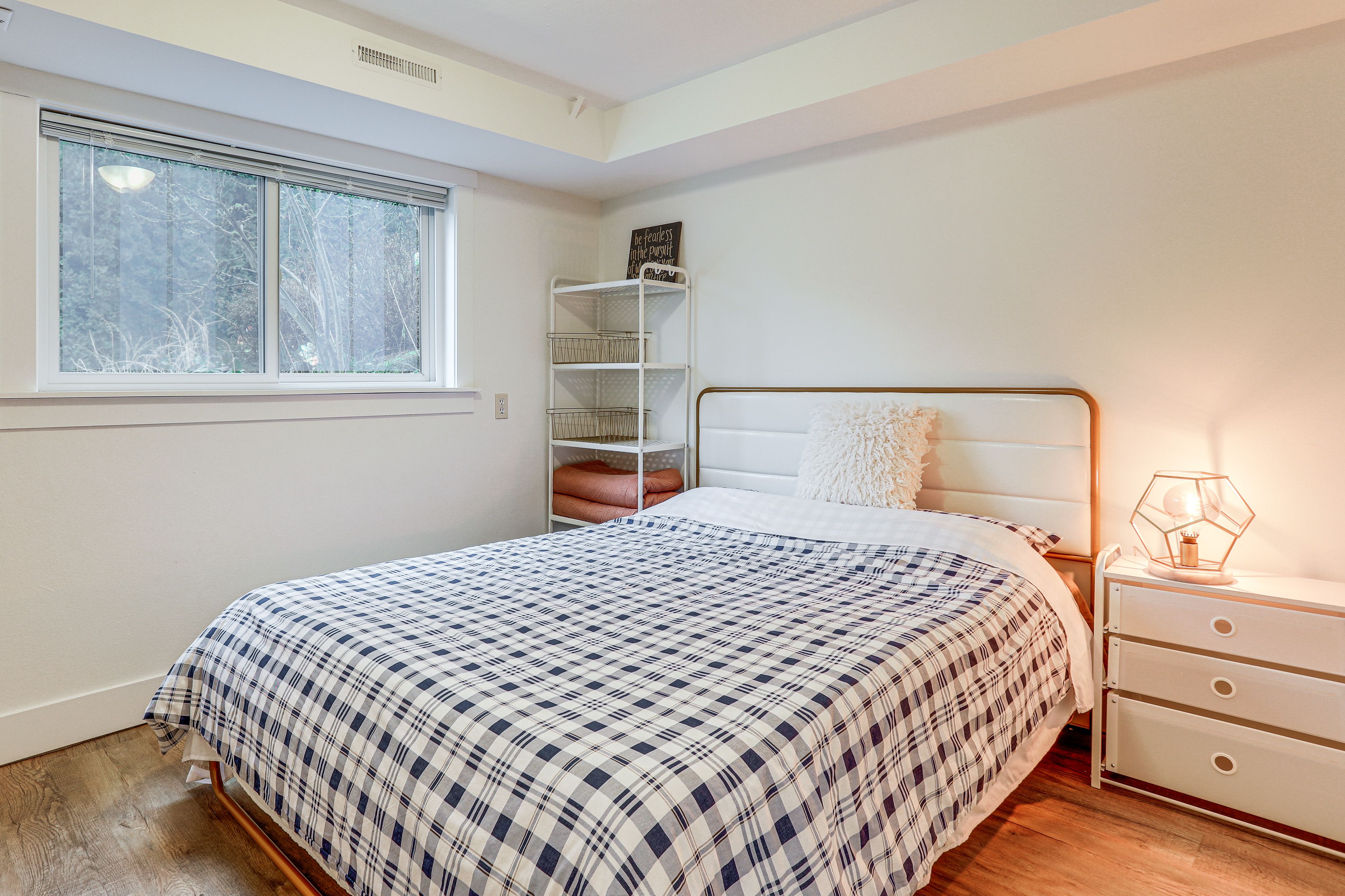 Bedroom 1 | Queen Bed | Linens Provided
