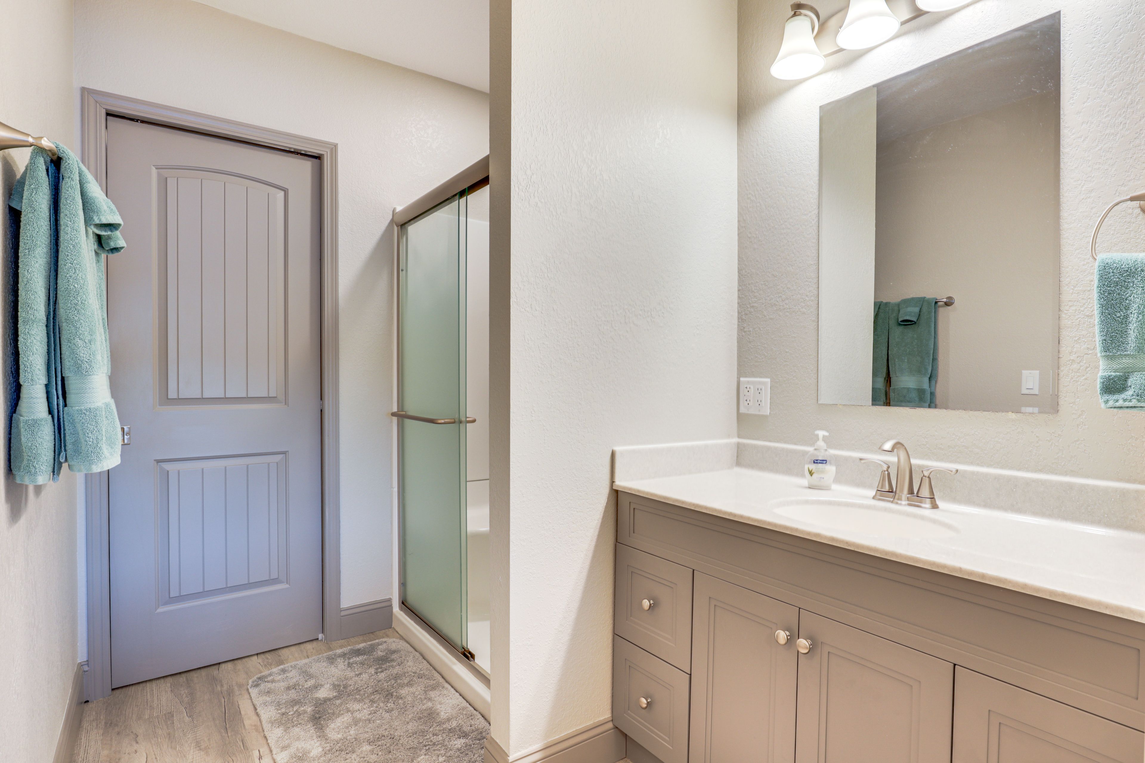 Full Bathroom | Lower Level