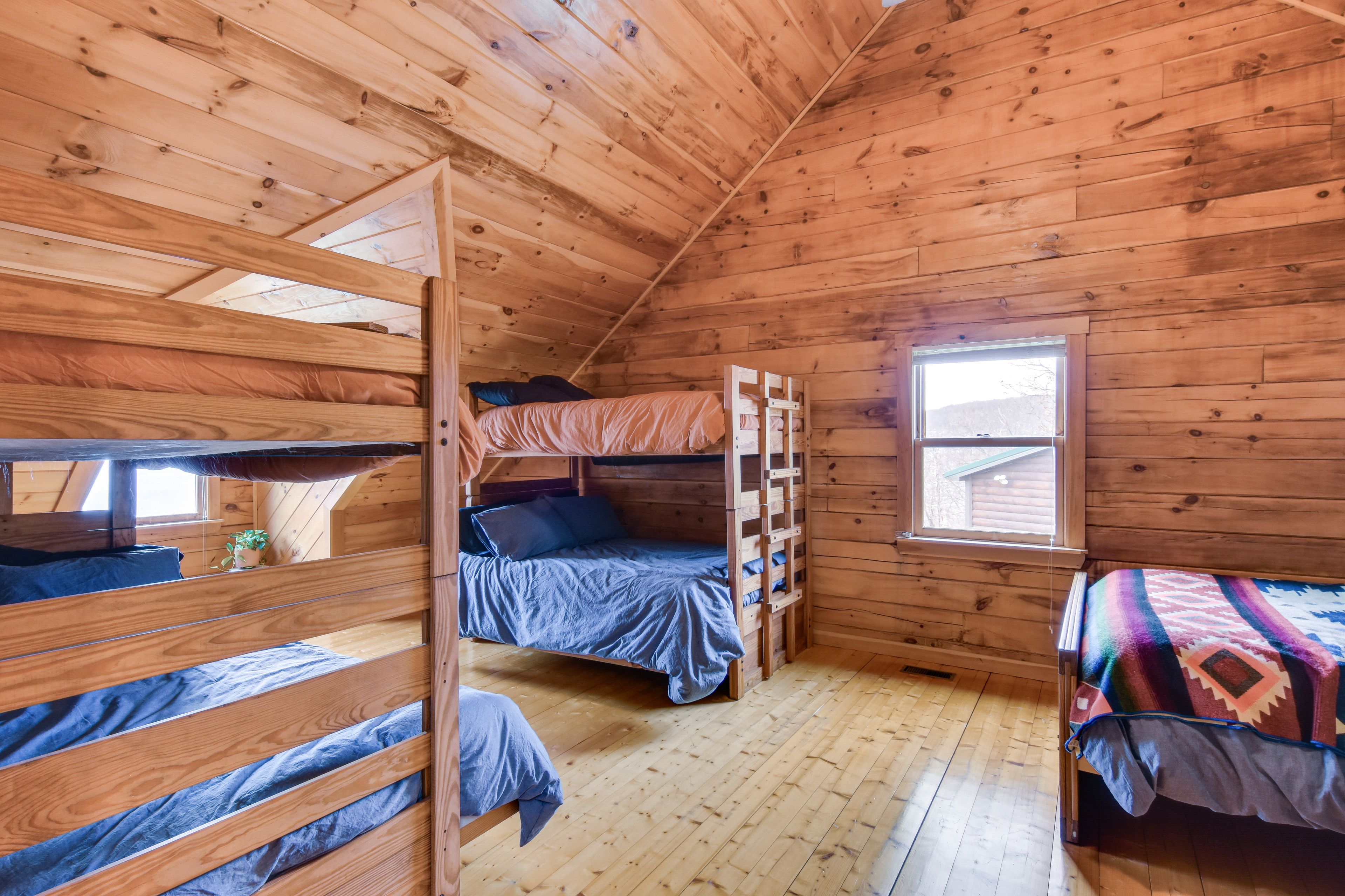 Bedroom 4 | Queen Bed | 2 Twin/Full Bunk Beds | 2nd Floor