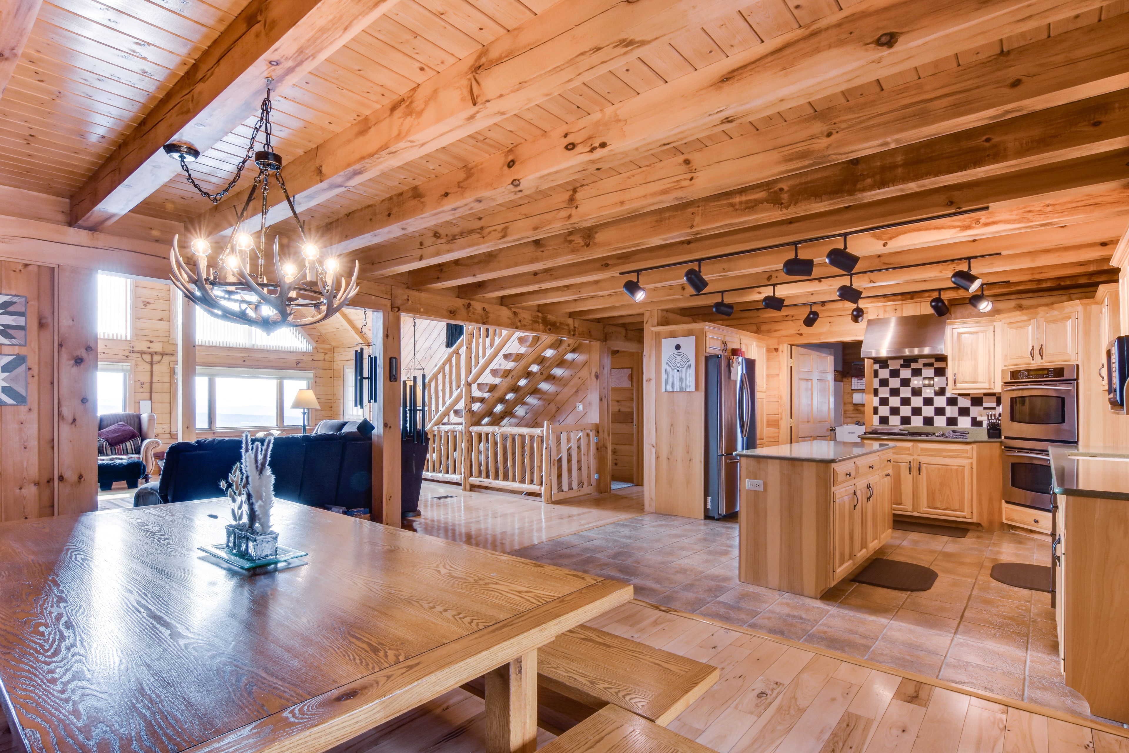 Dining Area | Dishware/Flatware | 1st Floor