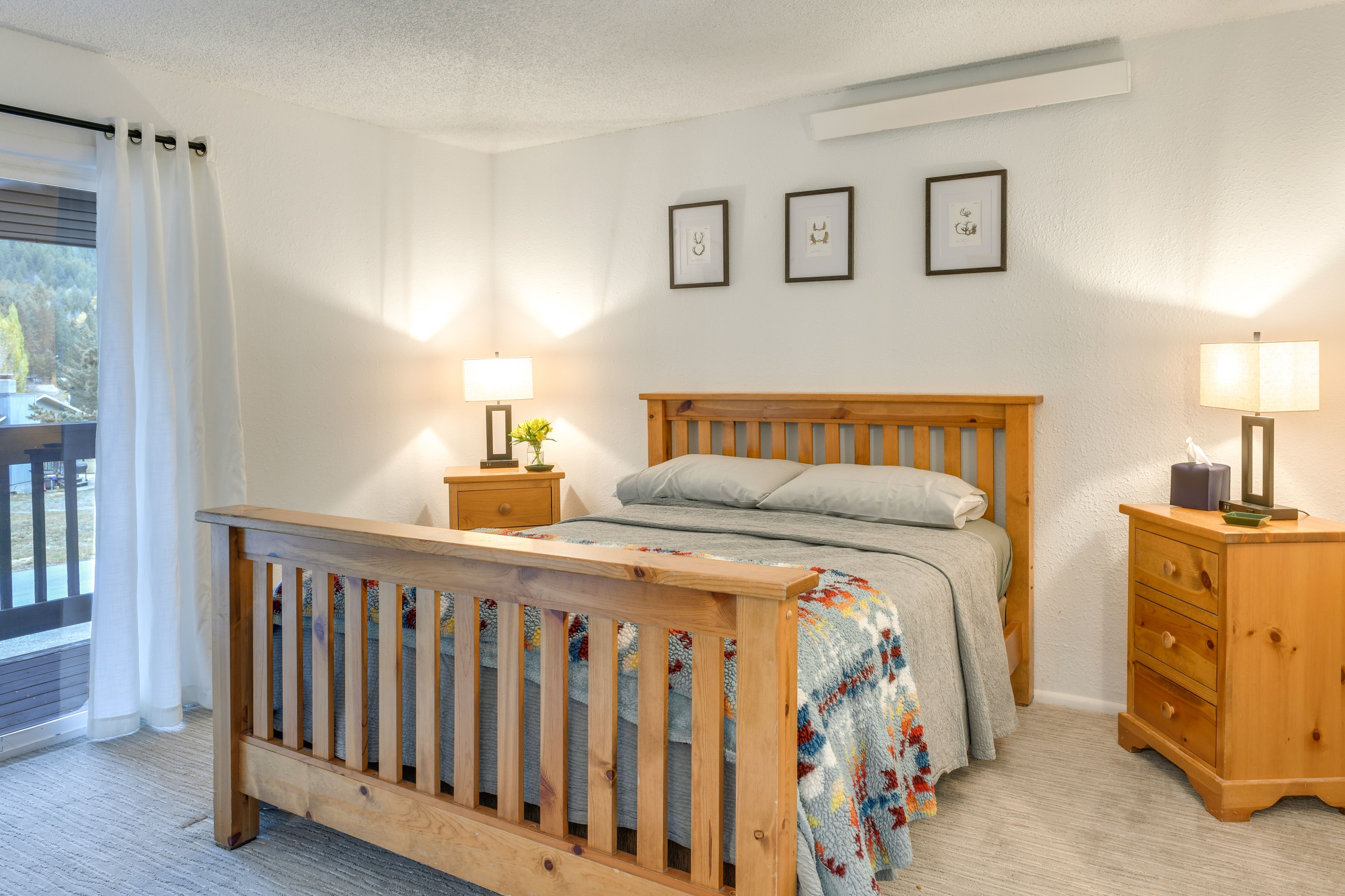 Bedroom 1 | Queen Bed | 2nd Floor
