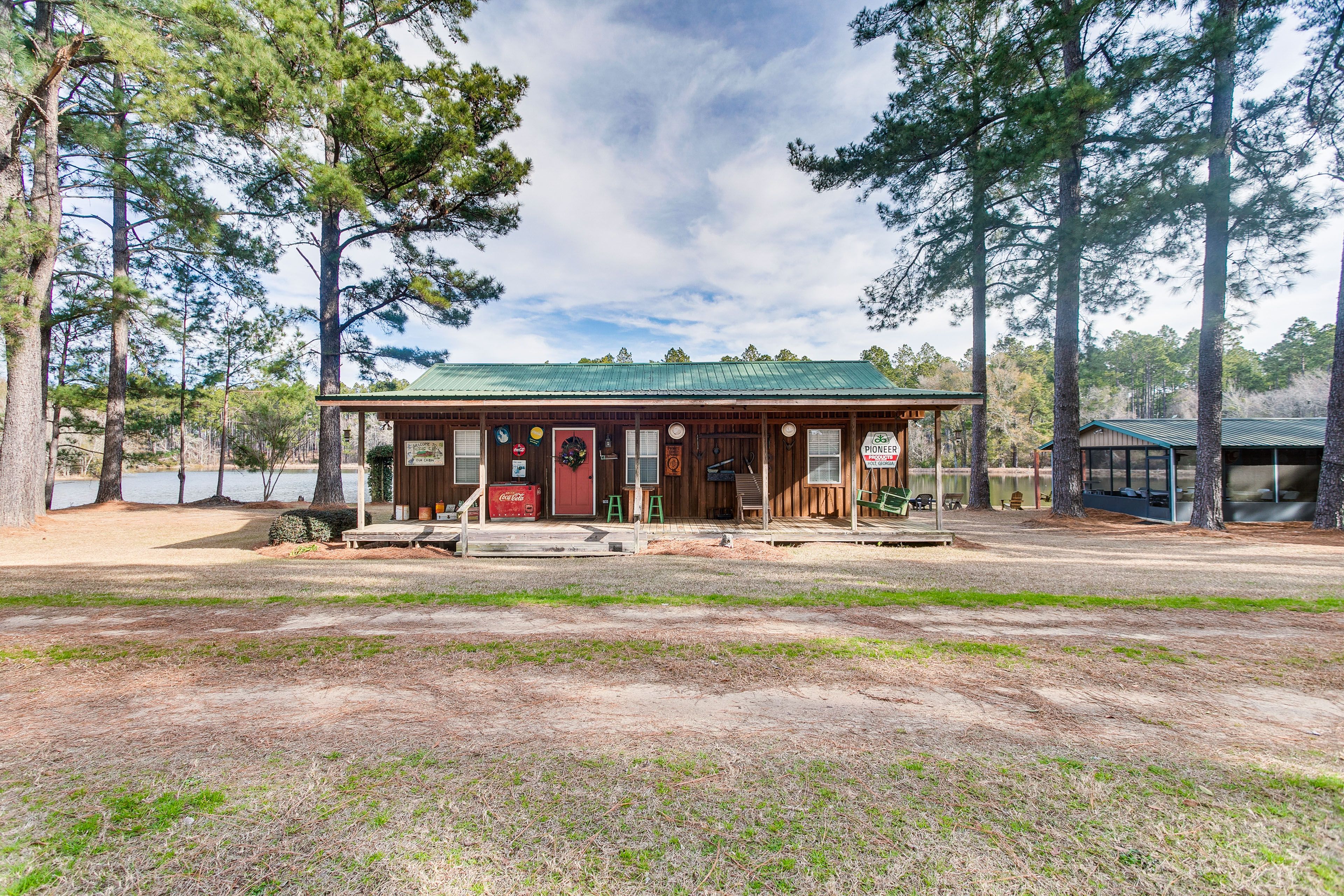 Ocilla Vacation Rental | 2BR | 1BA | Steps Required | 1,000 Sq Ft